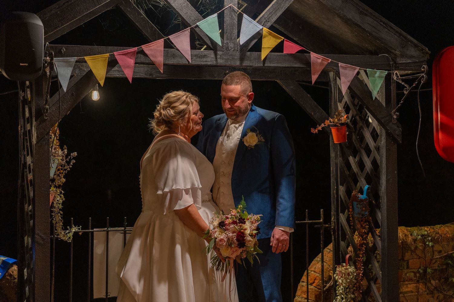 The Tithe Barn Bedford, captured by a UK London wedding photographer @lyfphotos