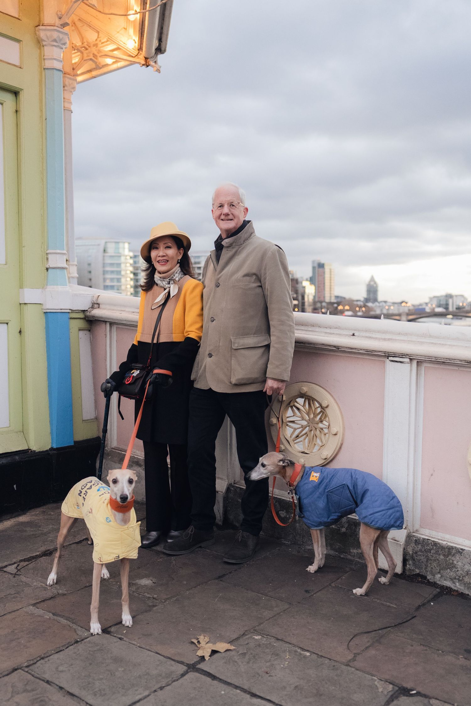 Caecilia and Hugh on Albert Bridge Chelsea during a London Christmas photoshoot, photographed by London UK photographer @lyfphotos