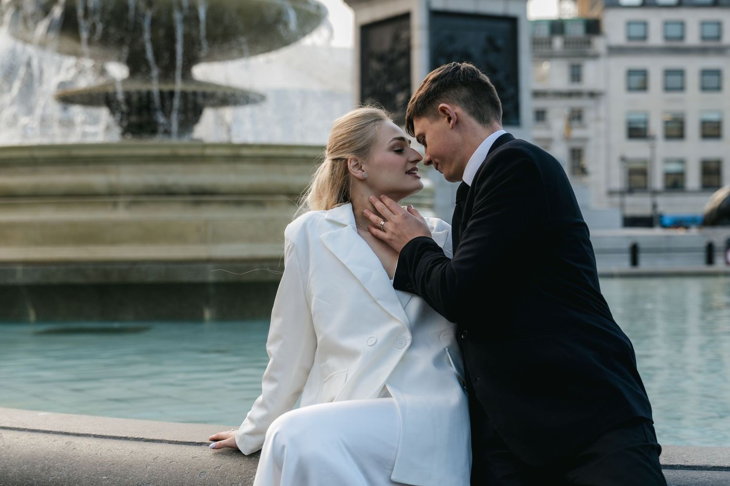 “Couple in Trafalgar Square by the National Gallery during a London couples photoshoot.”