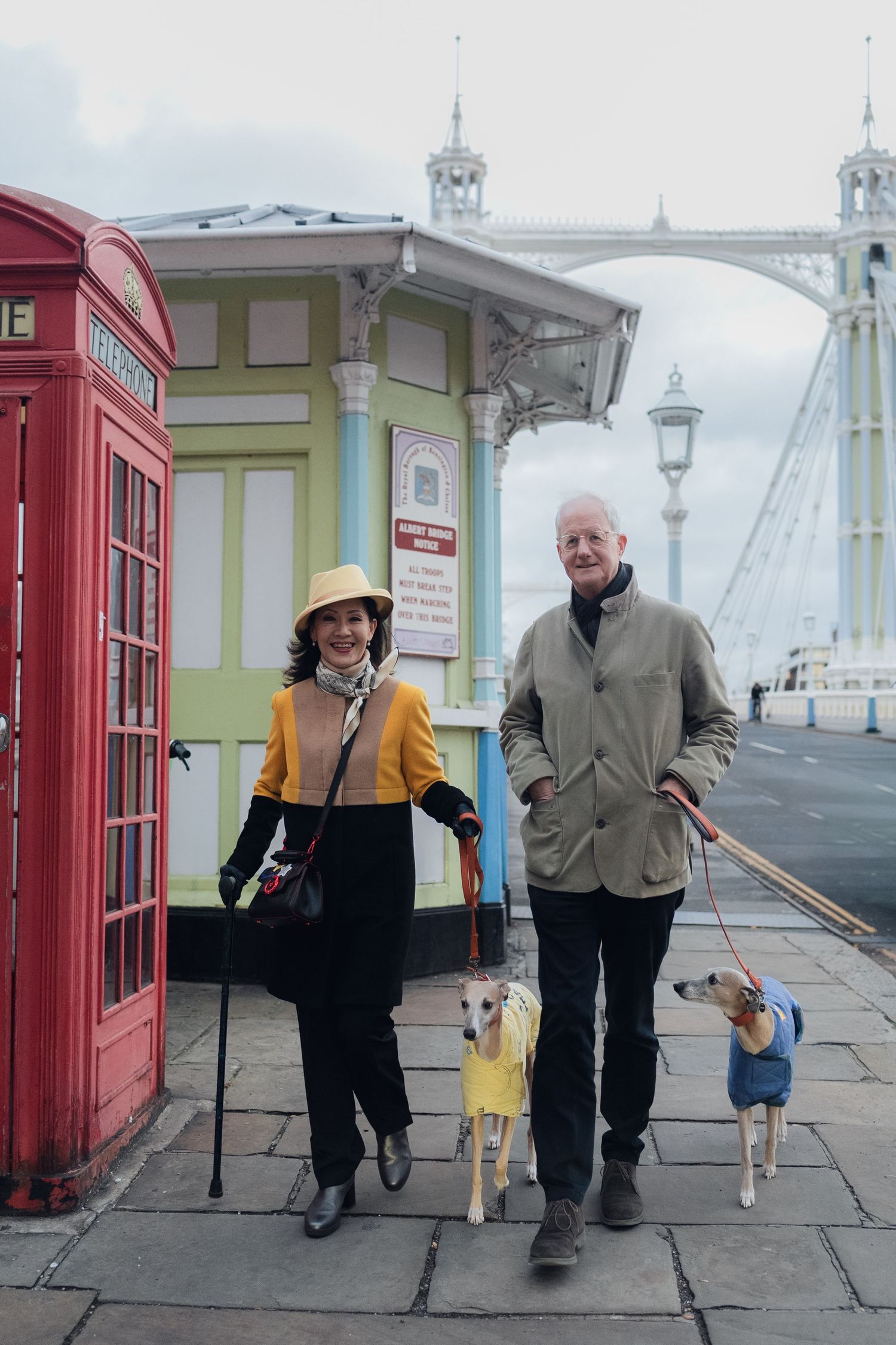 Caecilia and Hugh on Albert Bridge Chelsea during a London Christmas photoshoot, photographed by London UK photographer @lyfphotos