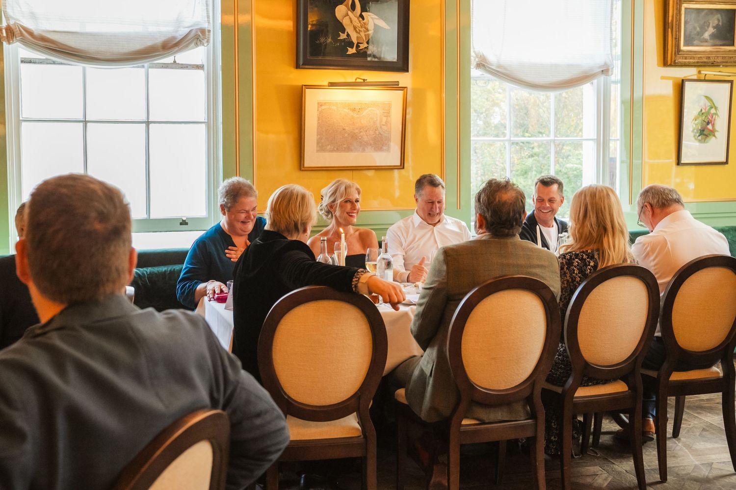 Intimate micro event lunch at 50 Cheyne in Chelsea, London, photographed by a London event and wedding photographer @lyfphotos