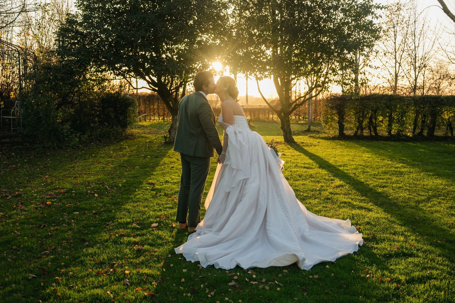Wedding golden hour portraits at South Farm, captured by @lyfphotos