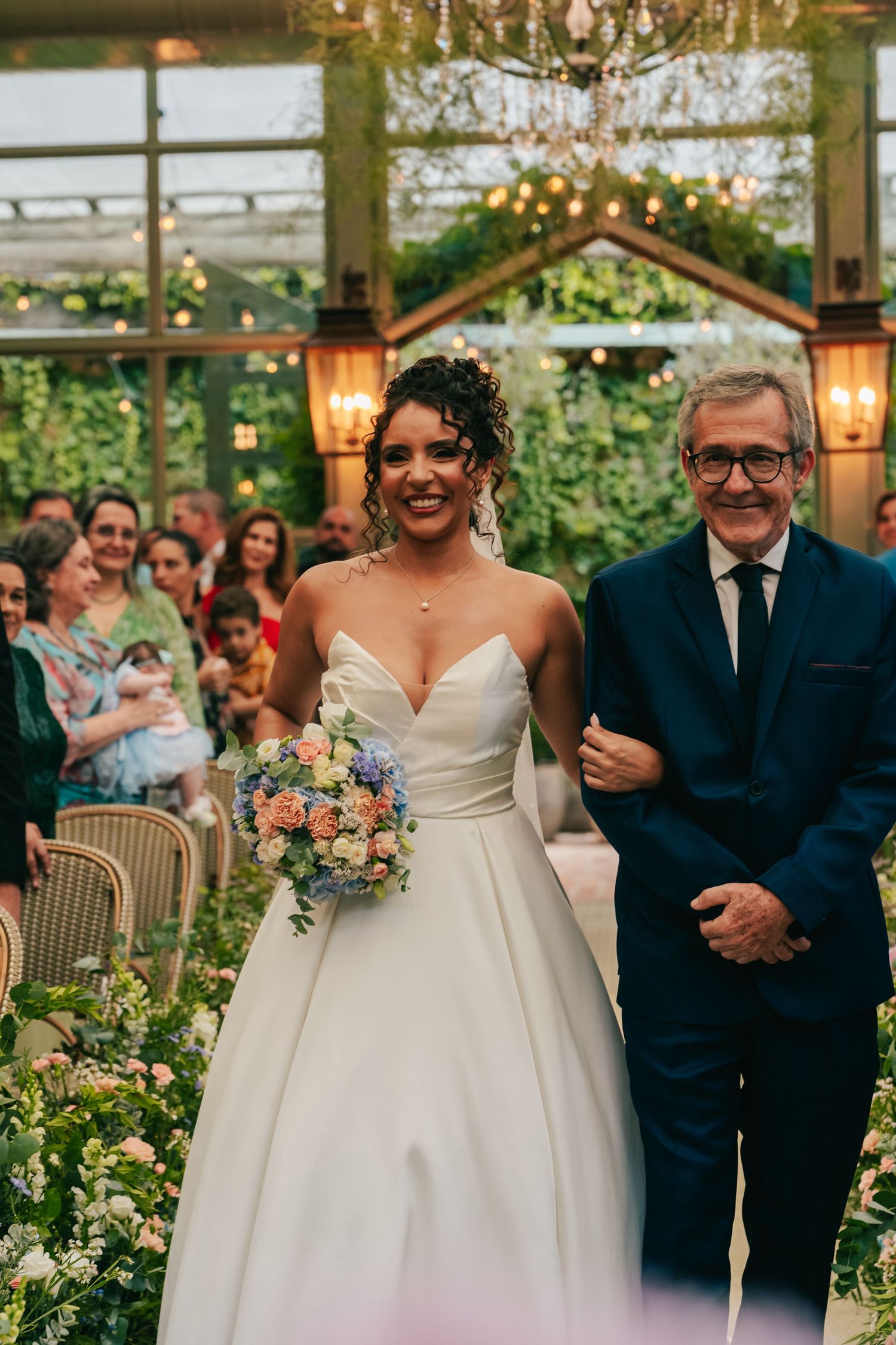 Emotional greenhouse wedding ceremony at Botânico Quintal in São Paulo, Brazil.