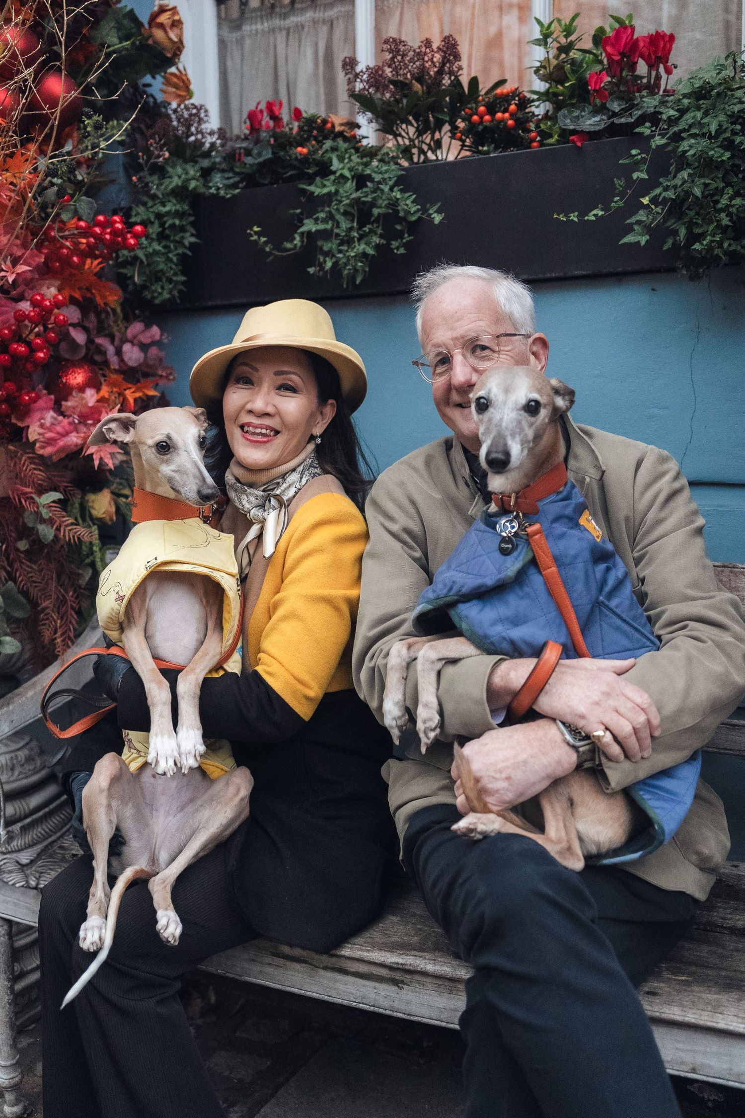 Caecilia and Hugh couple photoshoot outside 50 Cheyne in Chelsea, London Christmas session photographed by London UK photographer @lyfphotos