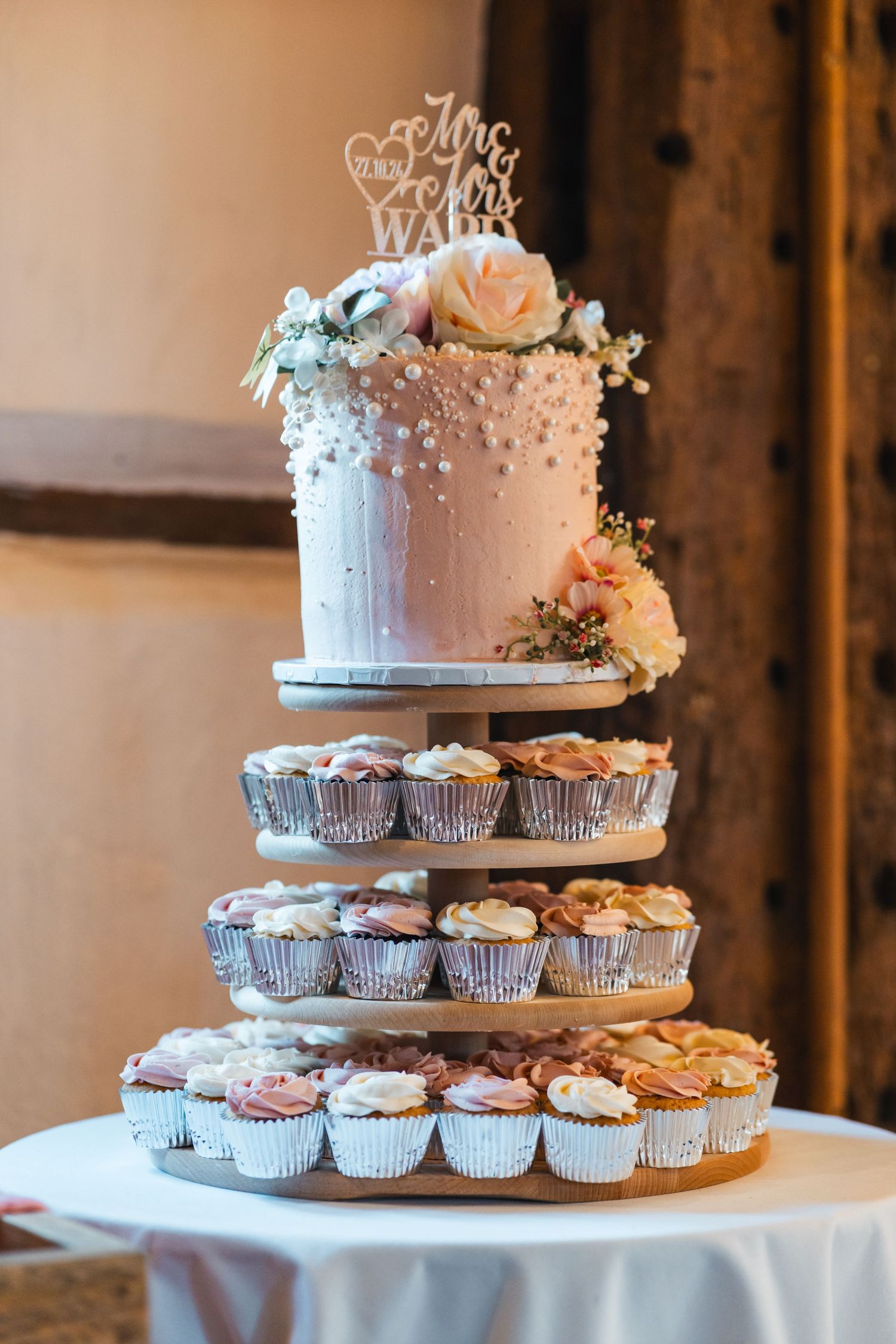 The Tithe Barn Bedford, captured by a UK London wedding photographer @lyfphotos