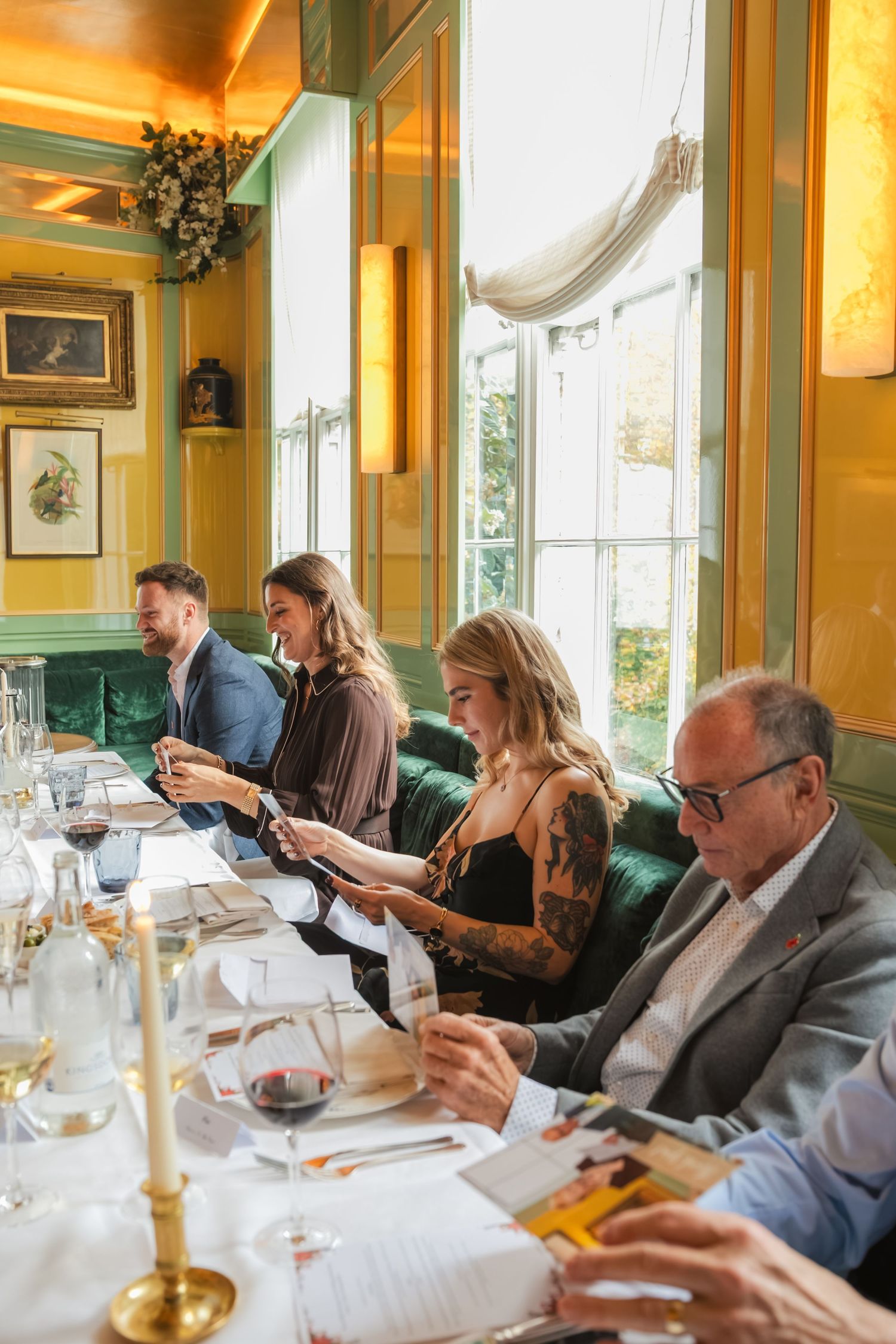 Amanda and Richard celebrating their wedding anniversary in 50 Cheyne Chelsea, photographed by London UK photographer @lyfphotos