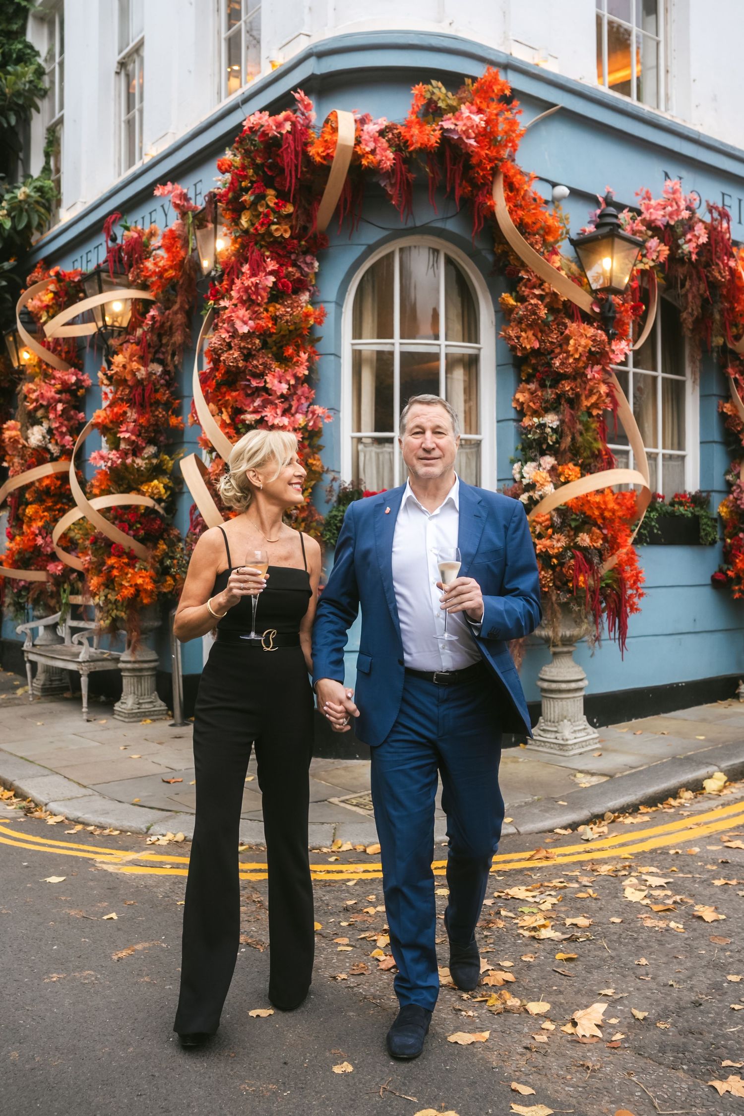 Amanda and Richard celebrating their wedding anniversary in 50 Cheyne Chelsea, photographed by London UK photographer @lyfphotos