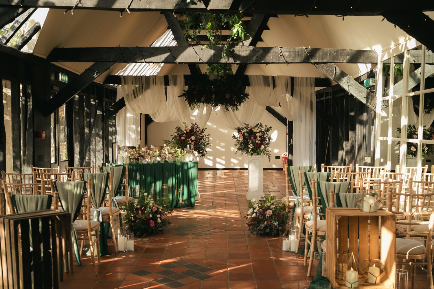 Reception styling at South Farm, captured by @lyfphotos