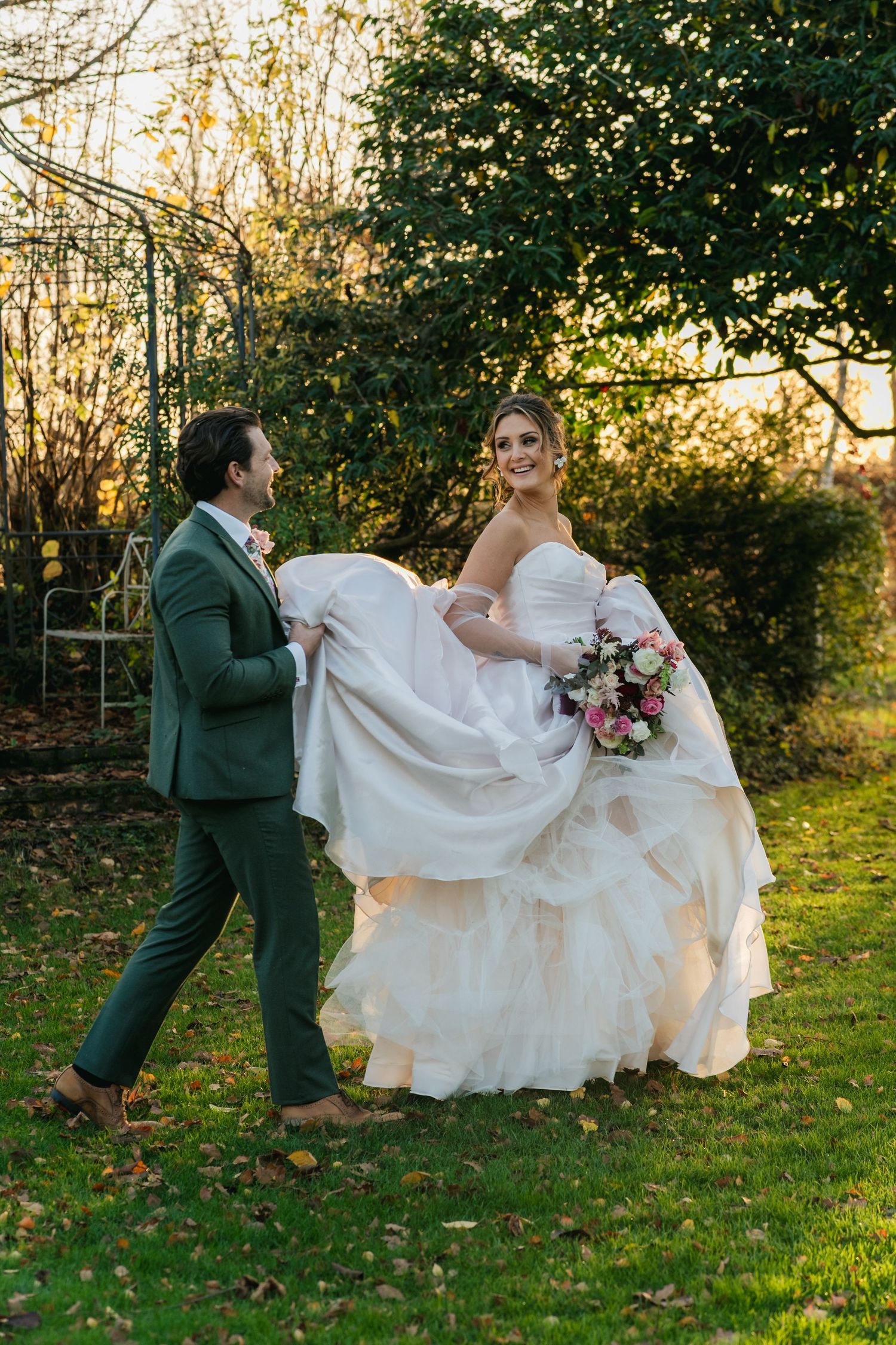Wedding golden hour portraits at South Farm, captured by @lyfphotos