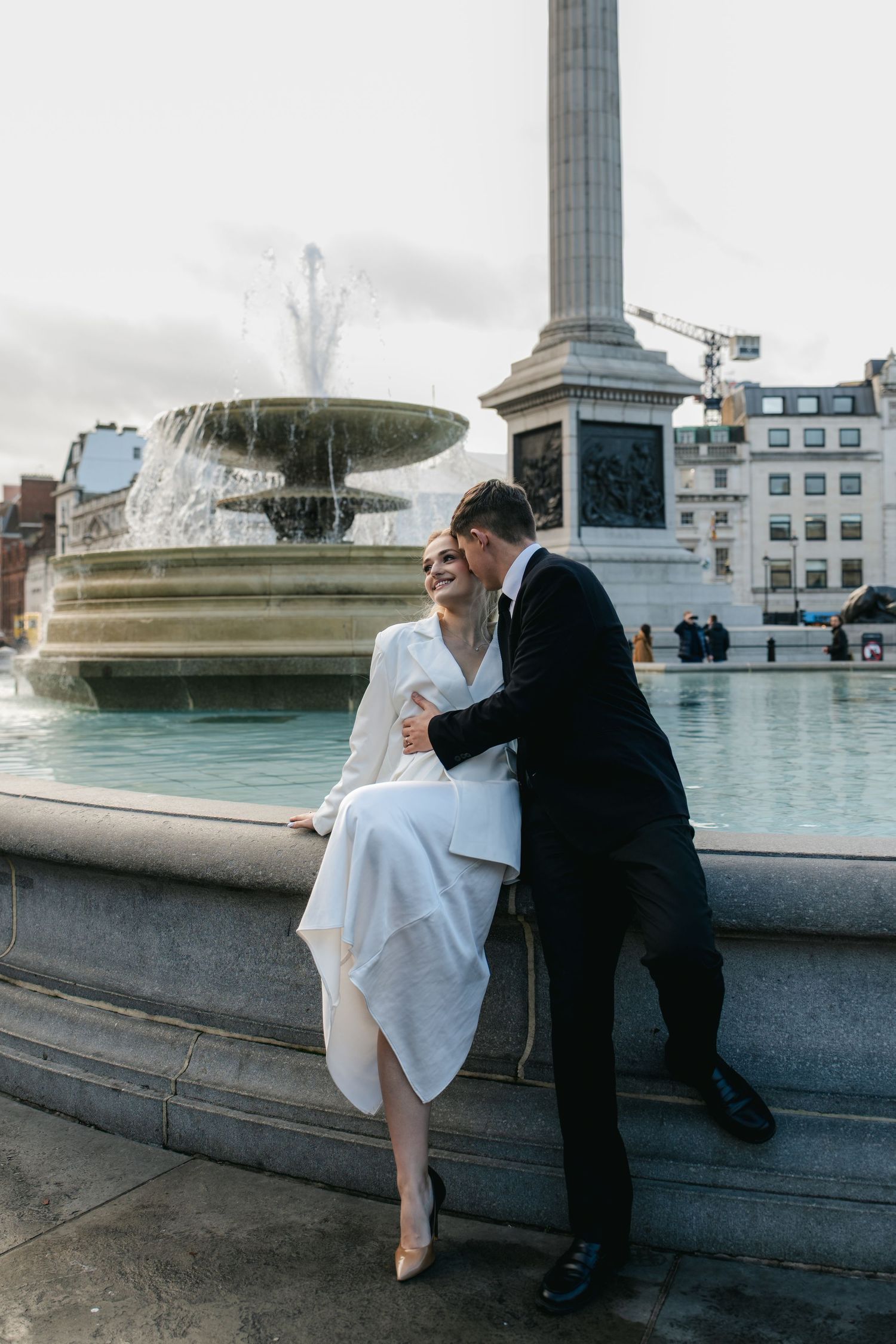 “Couple in Trafalgar Square by the National Gallery during a London couples photoshoot.”
