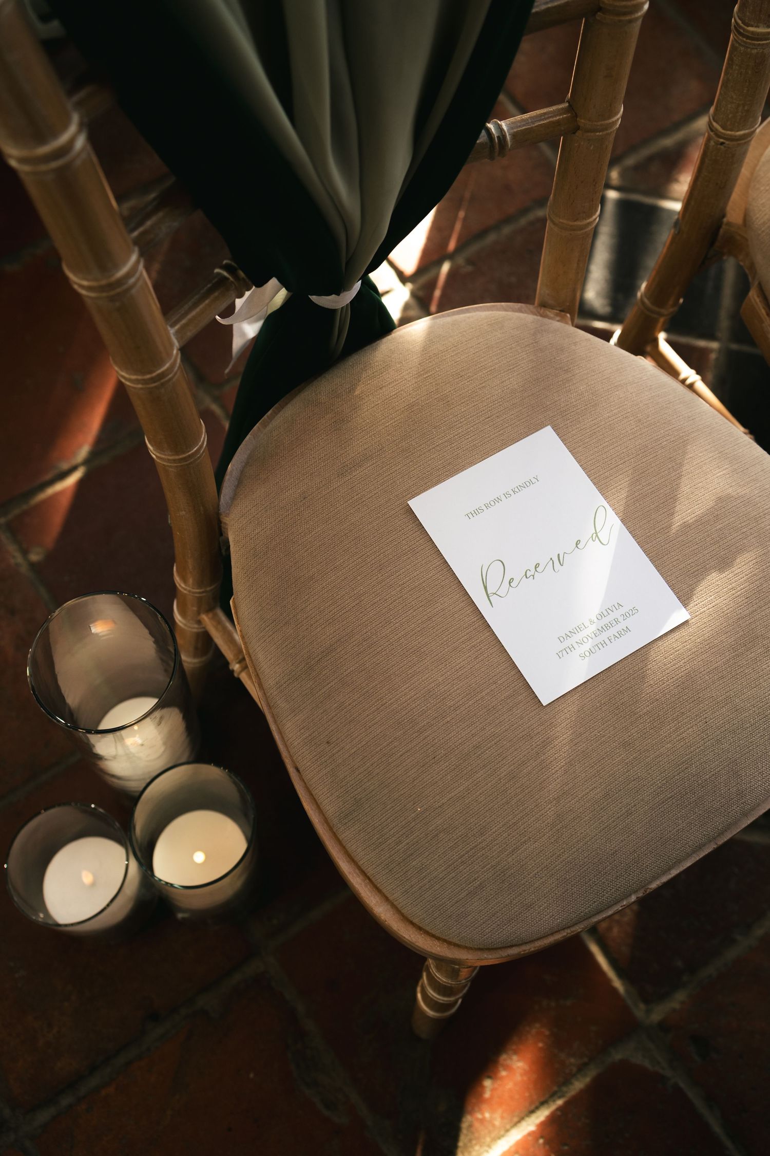 Reception styling at South Farm, captured by @lyfphotos