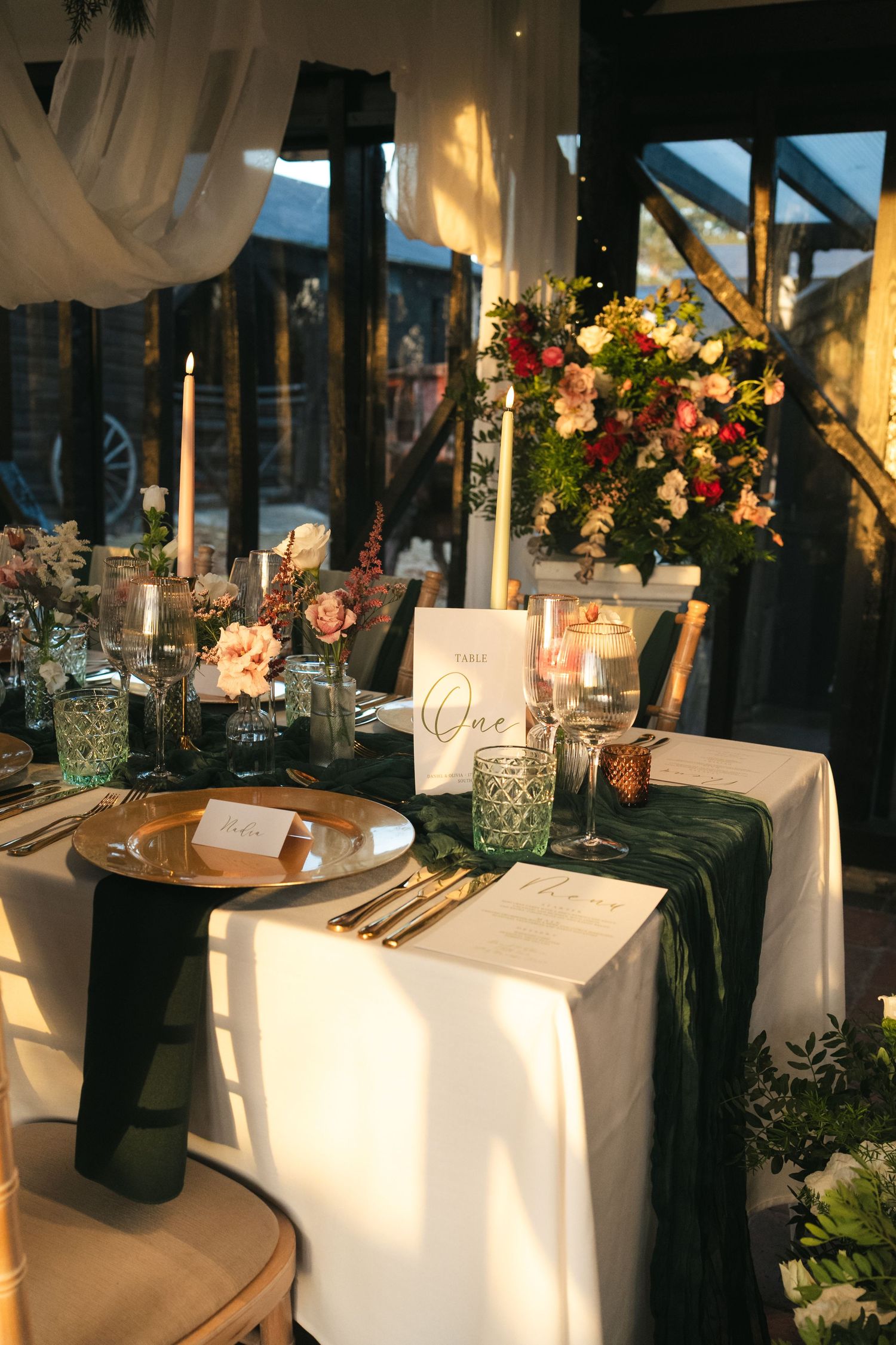 Reception styling at South Farm, captured by @lyfphotos
