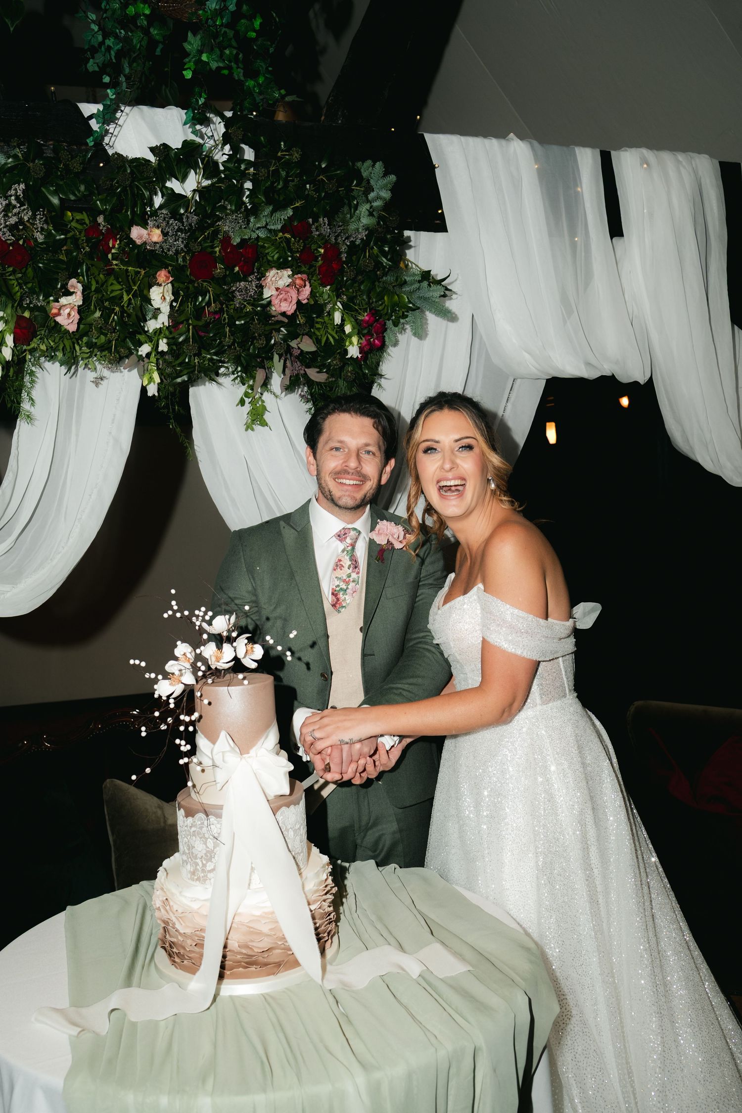 Evening wedding portraits at South Farm, captured by @lyfphotos