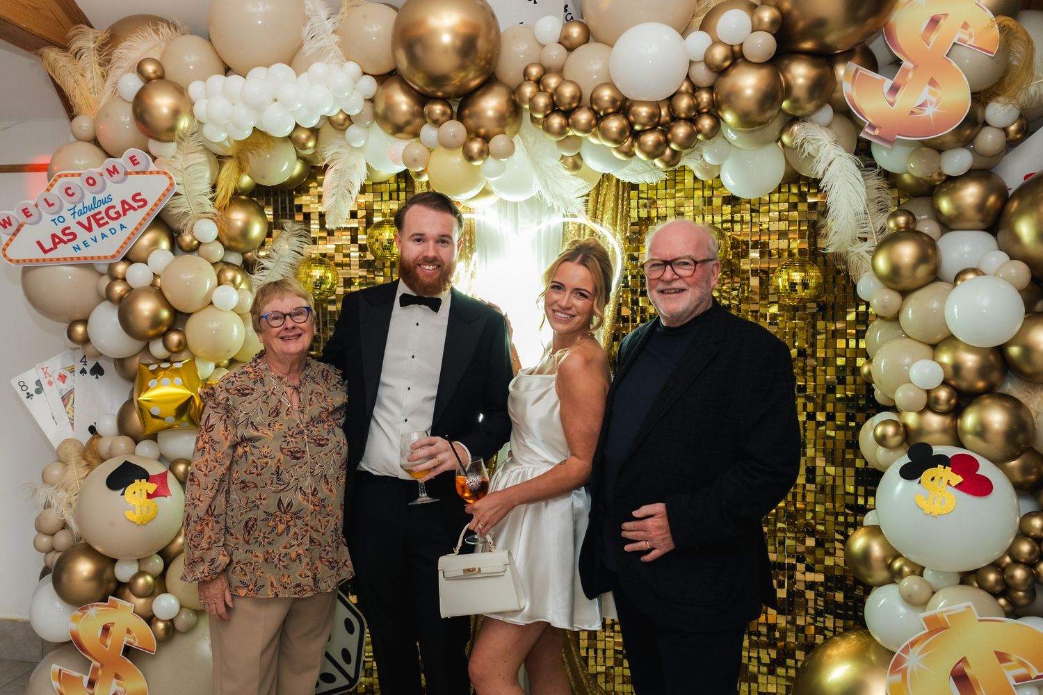 Natural elopement celebration at The Oaks Eltham photographed by London wedding photographer @lyfphotos