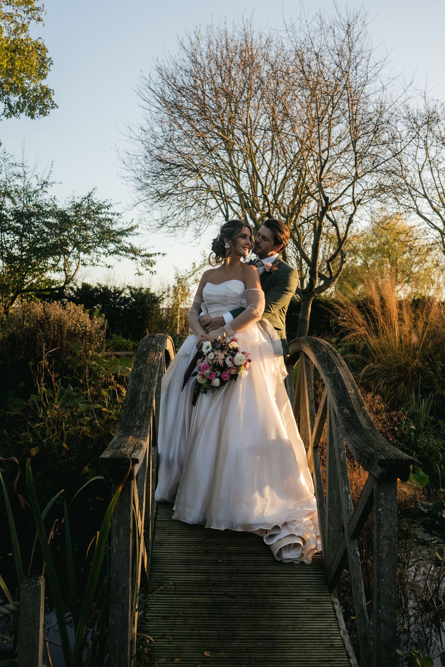 Wedding golden hour portraits at South Farm, captured by @lyfphotos