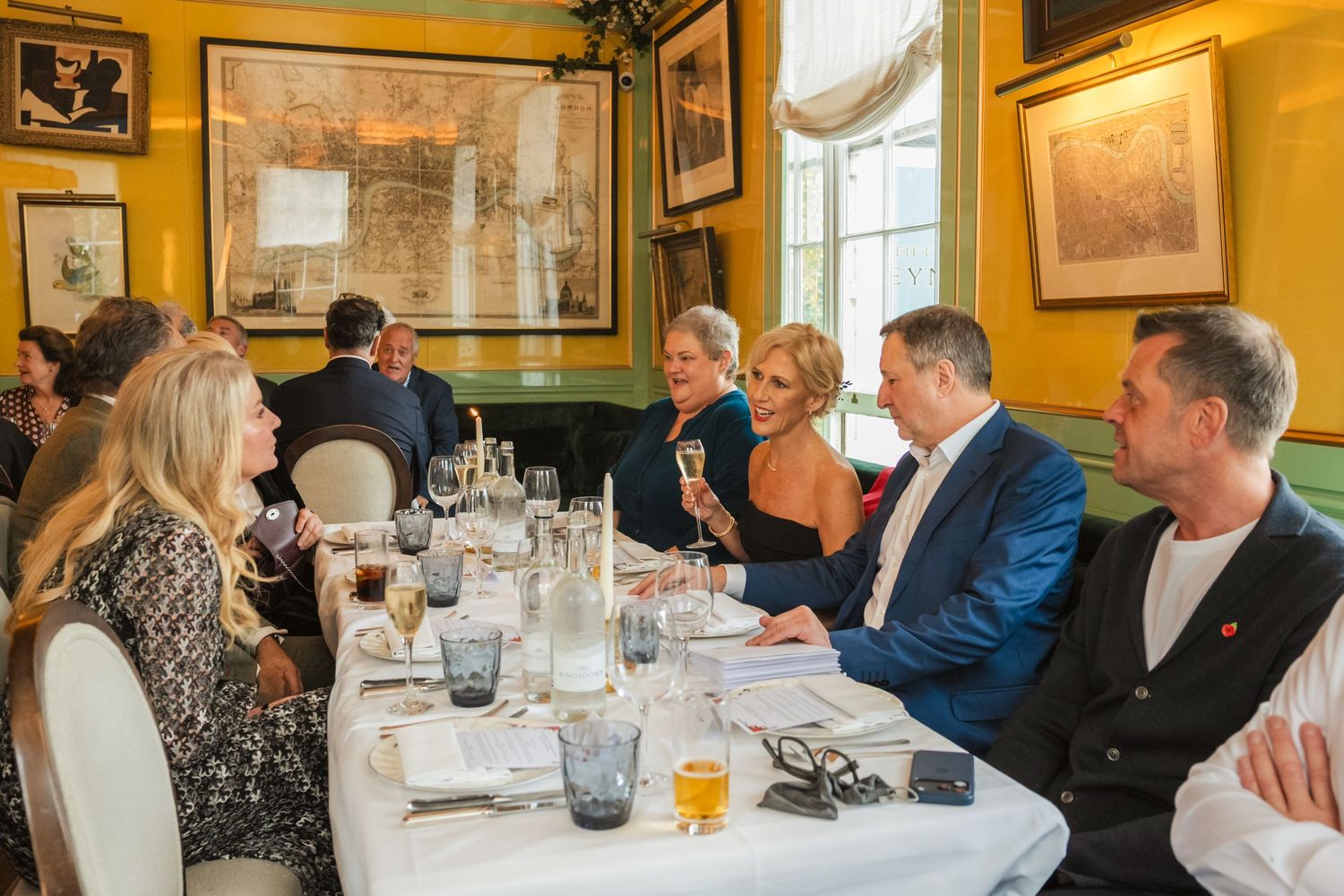 Intimate micro event lunch at 50 Cheyne in Chelsea, London, photographed by a London event and wedding photographer @lyfphotos