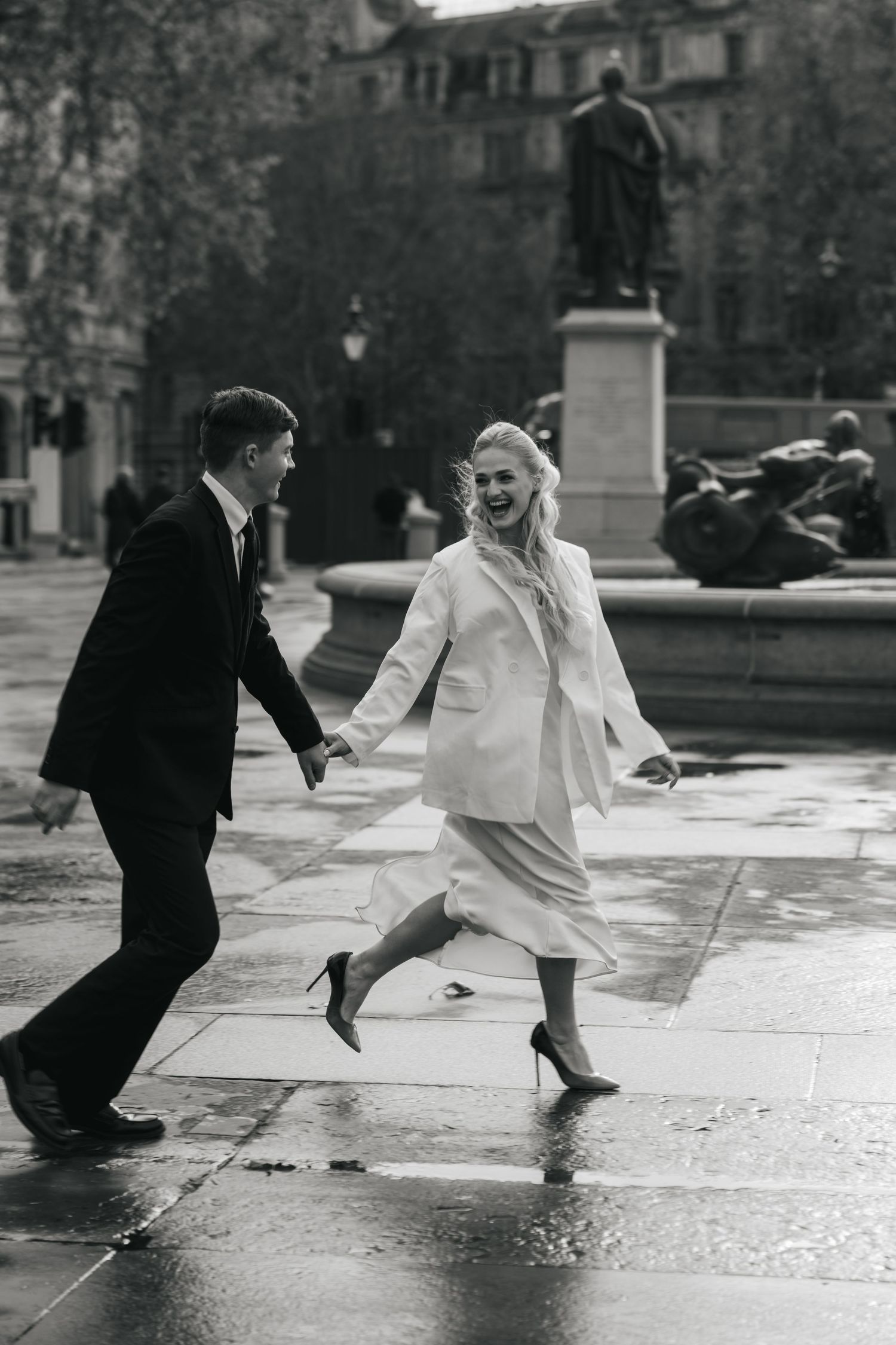 “Couple in Trafalgar Square by the National Gallery during a London couples photoshoot.”
