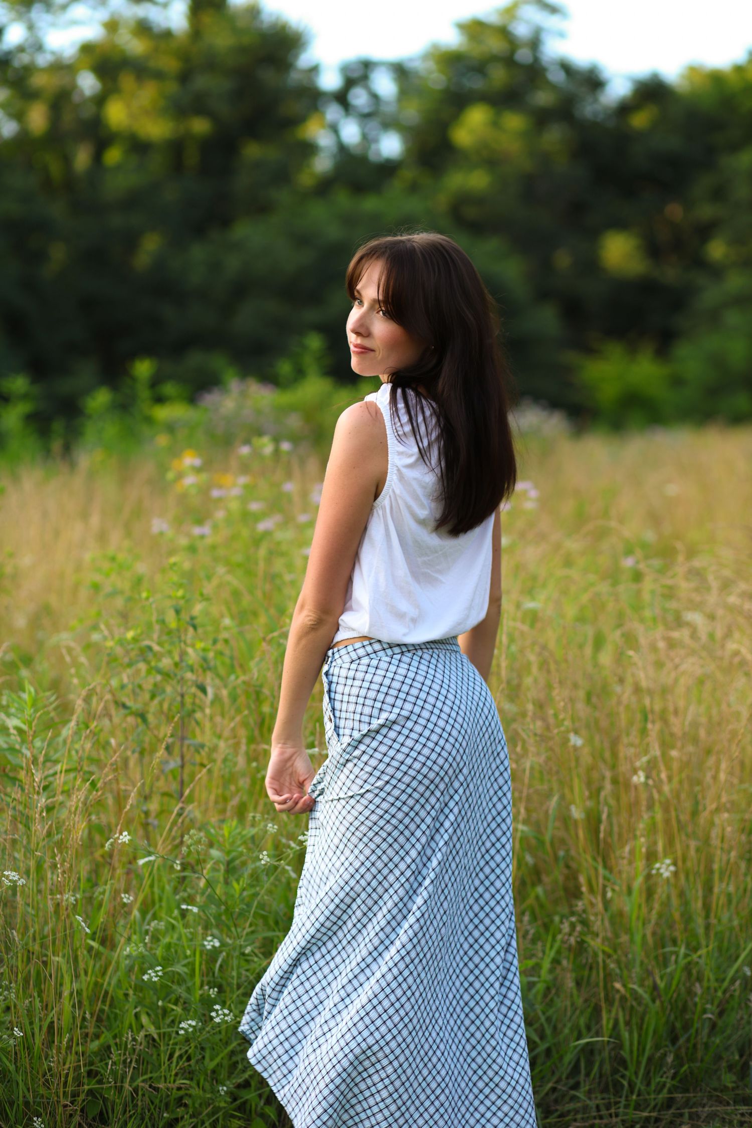 Natural portrait session at Historic Locust Grove in Louisville, Kentucky featuring a young woman in beautiful golden hour light.