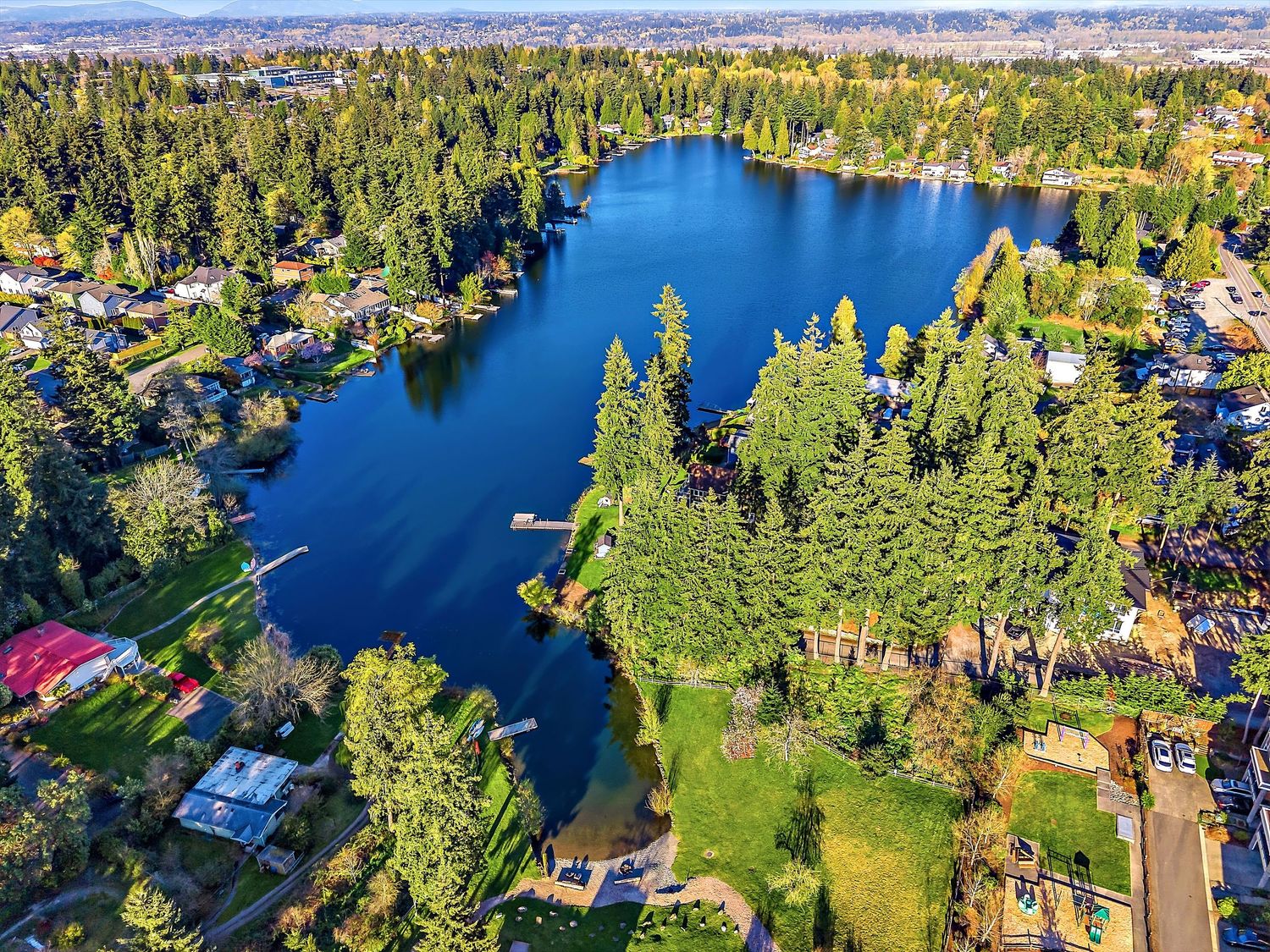 Lake photo for real estate photography in Tacoma, Washington