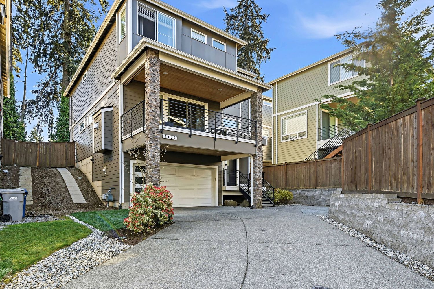 Front of home real estate photography Kent, Washington