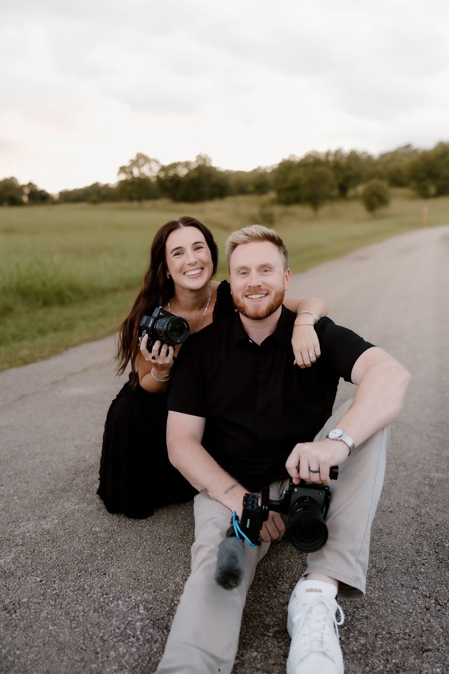 Liz Throne Photography
Wedding photographer
Wedding videographer
photo and video
Oklahoma photographer and videographer
Oklahoma weddings
