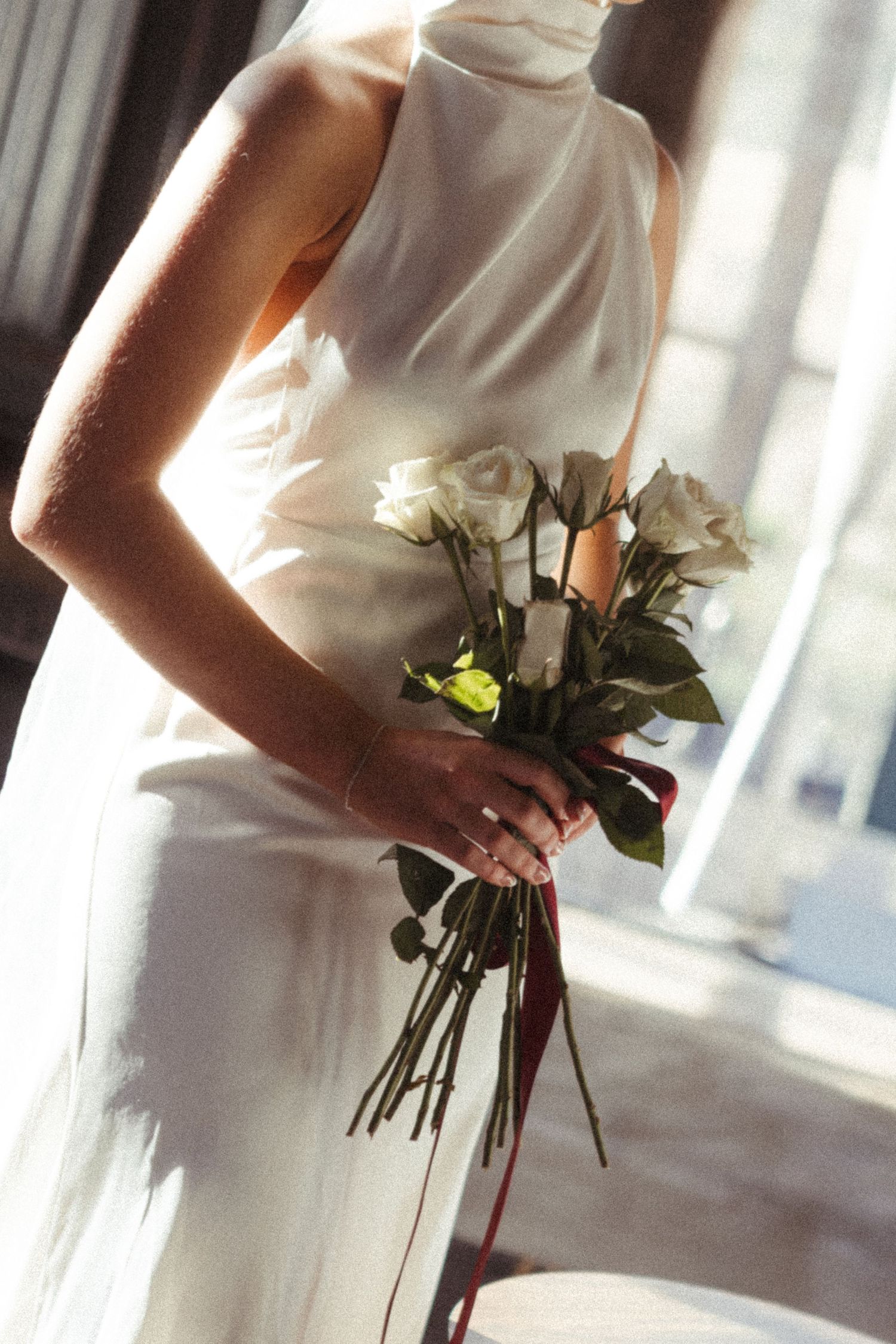 bride holding bouquet of flowers at Tenterfield Wedding