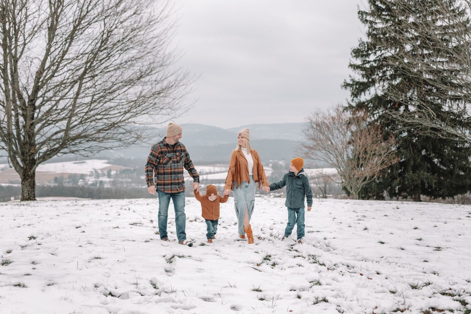 Family portrait photography by Cortny Jo Photography in Fayette County Pennsylvania