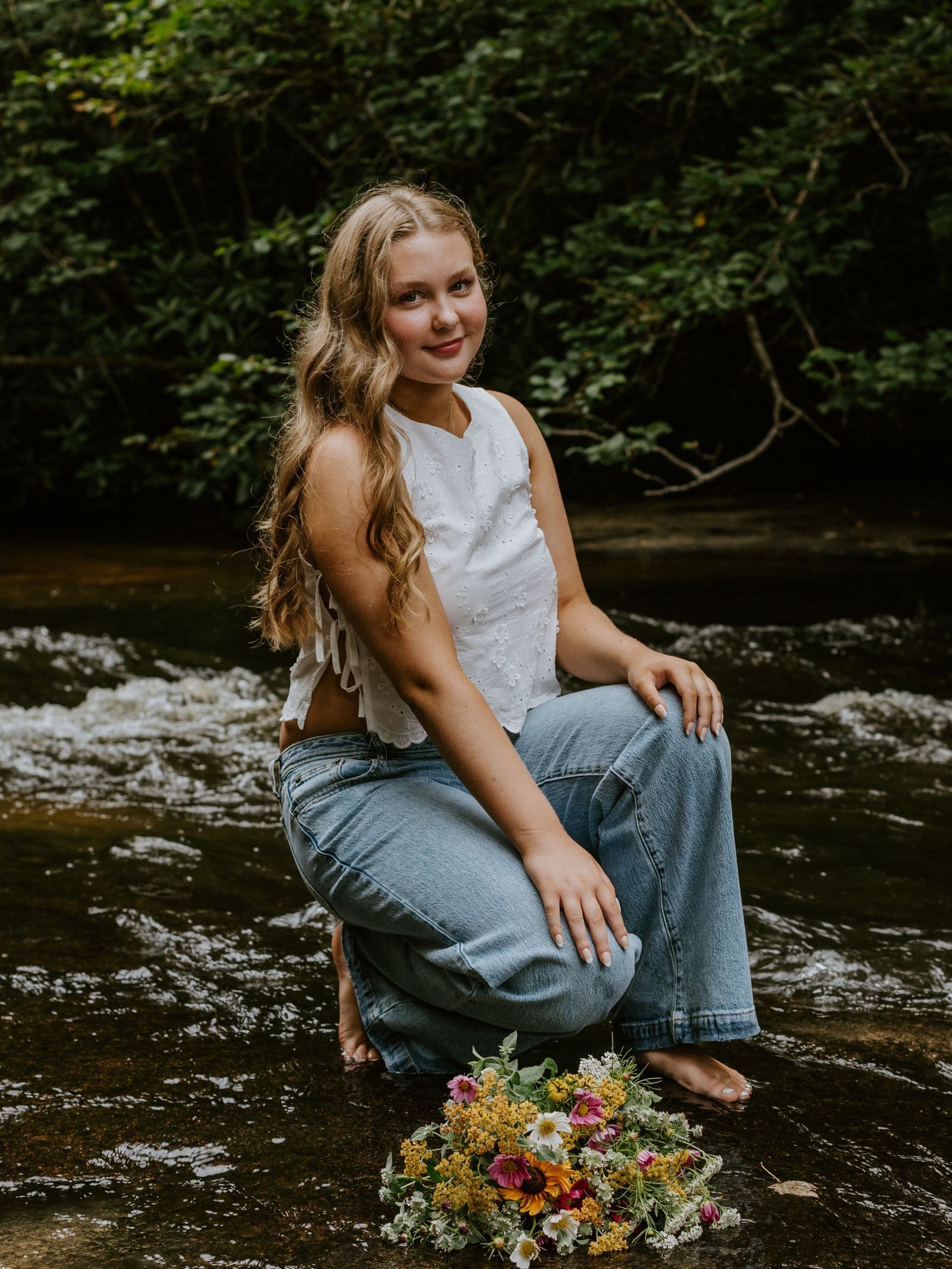 Outdoor high school senior photography in Southwestern Pennsylvania