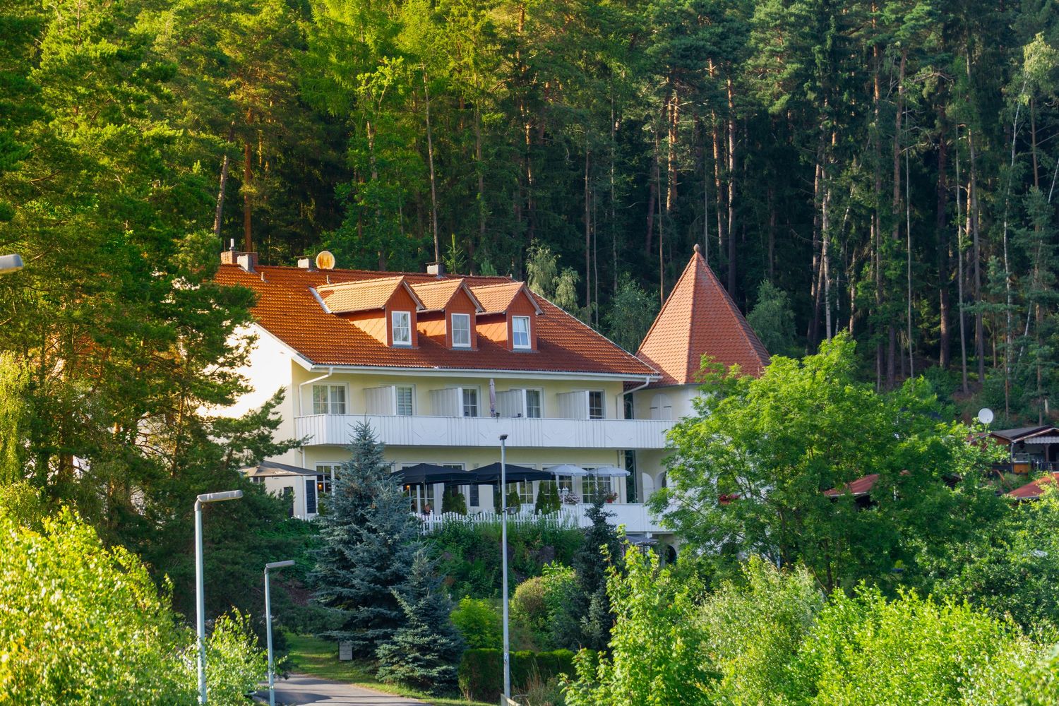 Haus am Waldrand in Bayern.