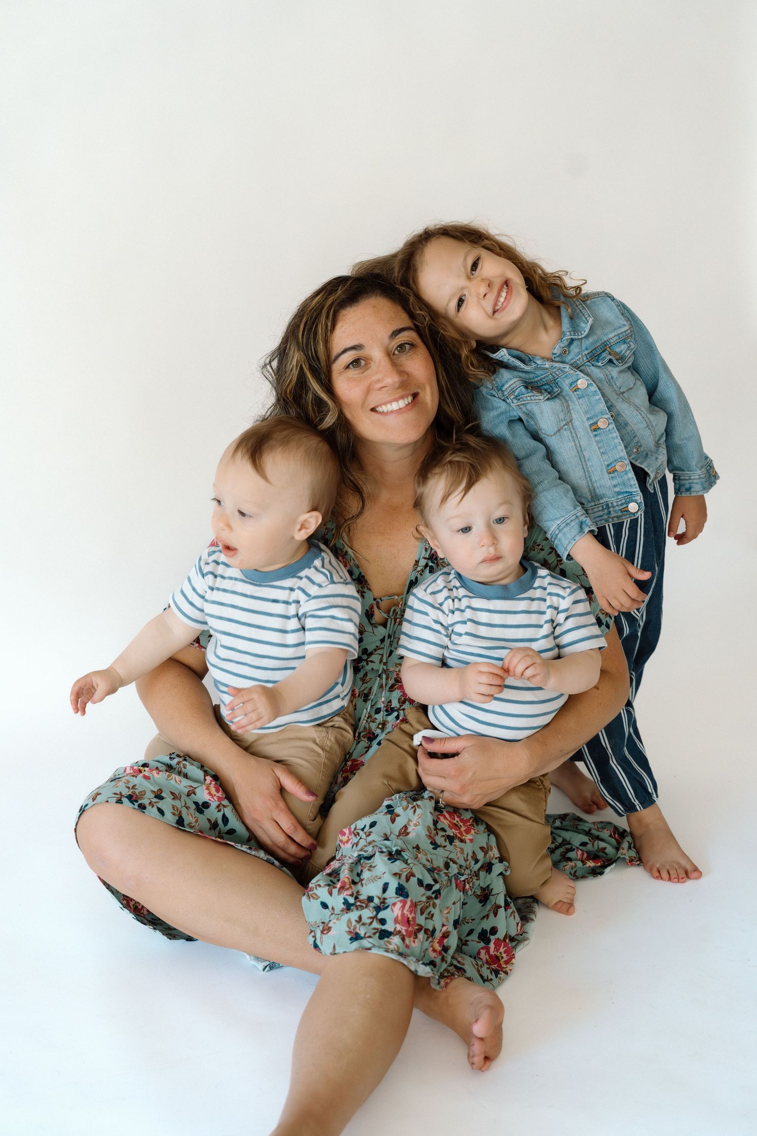 mommy and me session, children, three kids, mother