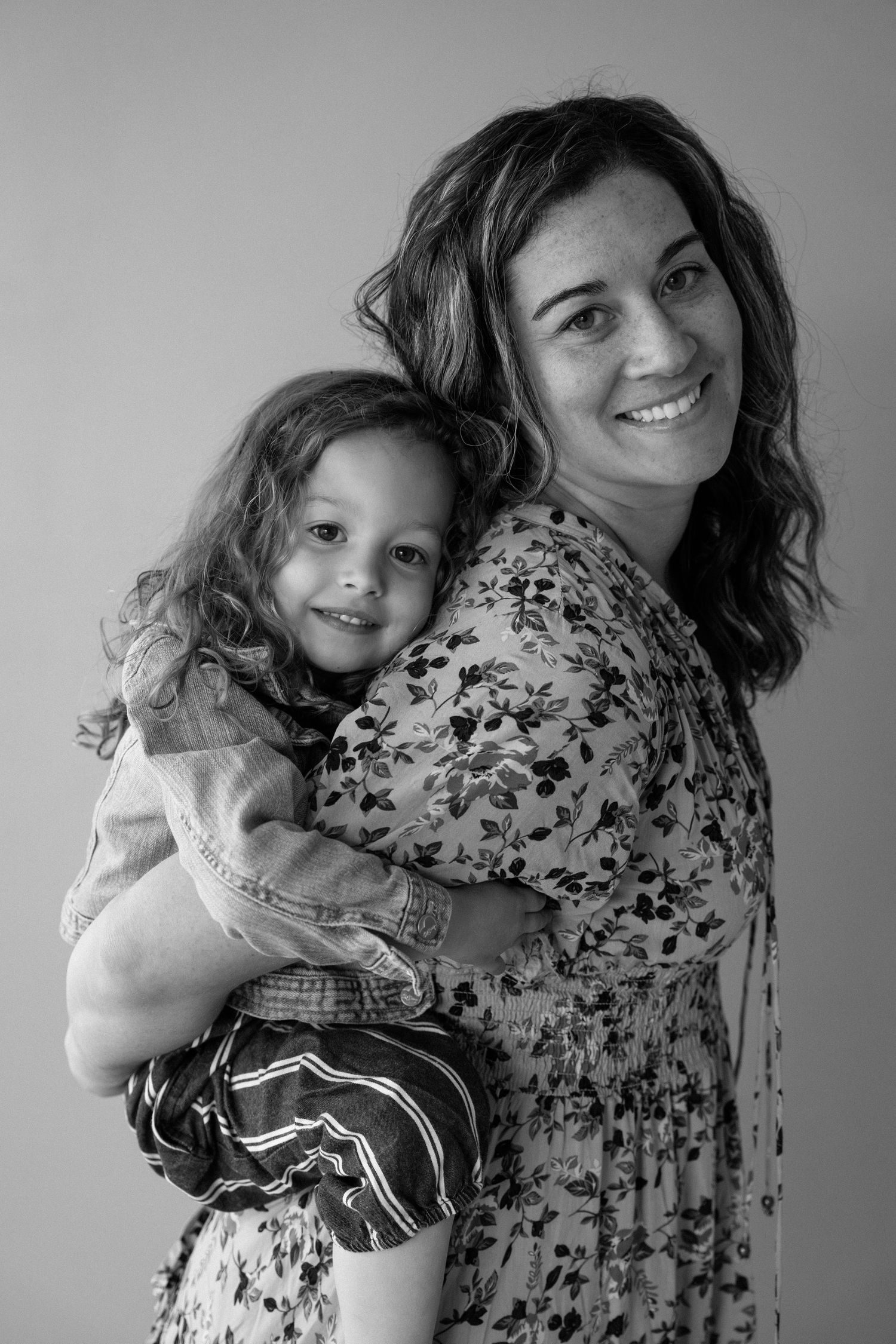 Mommy and Me session, Wausau Wisconsin photoshoot, photo session in Wisconsin, Blume Haus session, daughter, mother