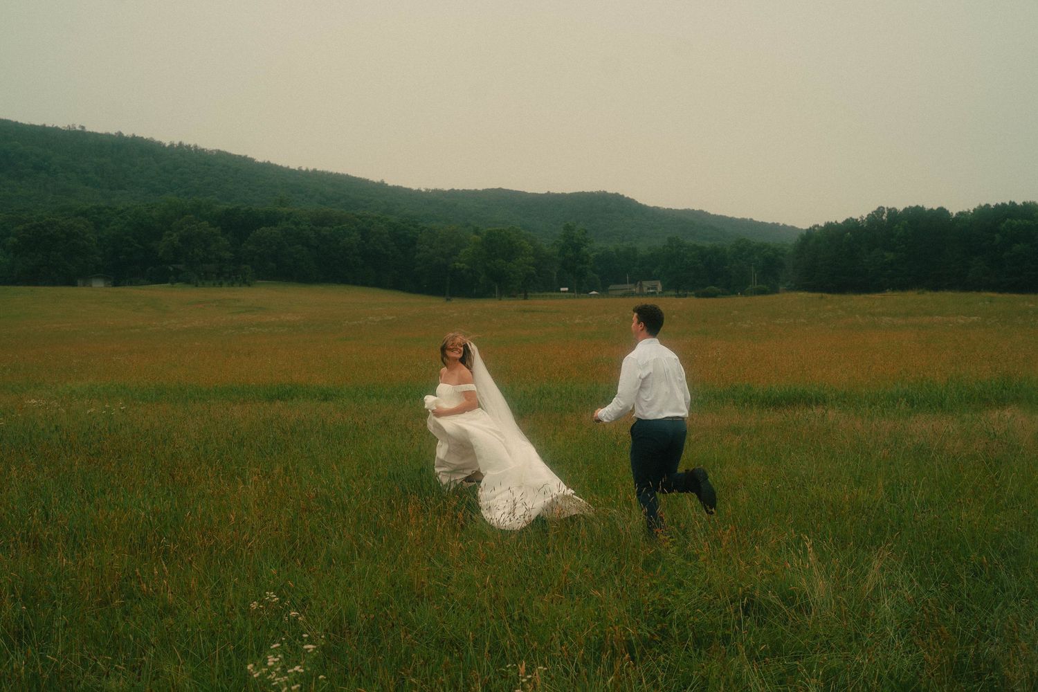 Warm, cinematic photography with an editorial edge. North Georgia wedding and portrait photographer capturing authentic, story-driven moment