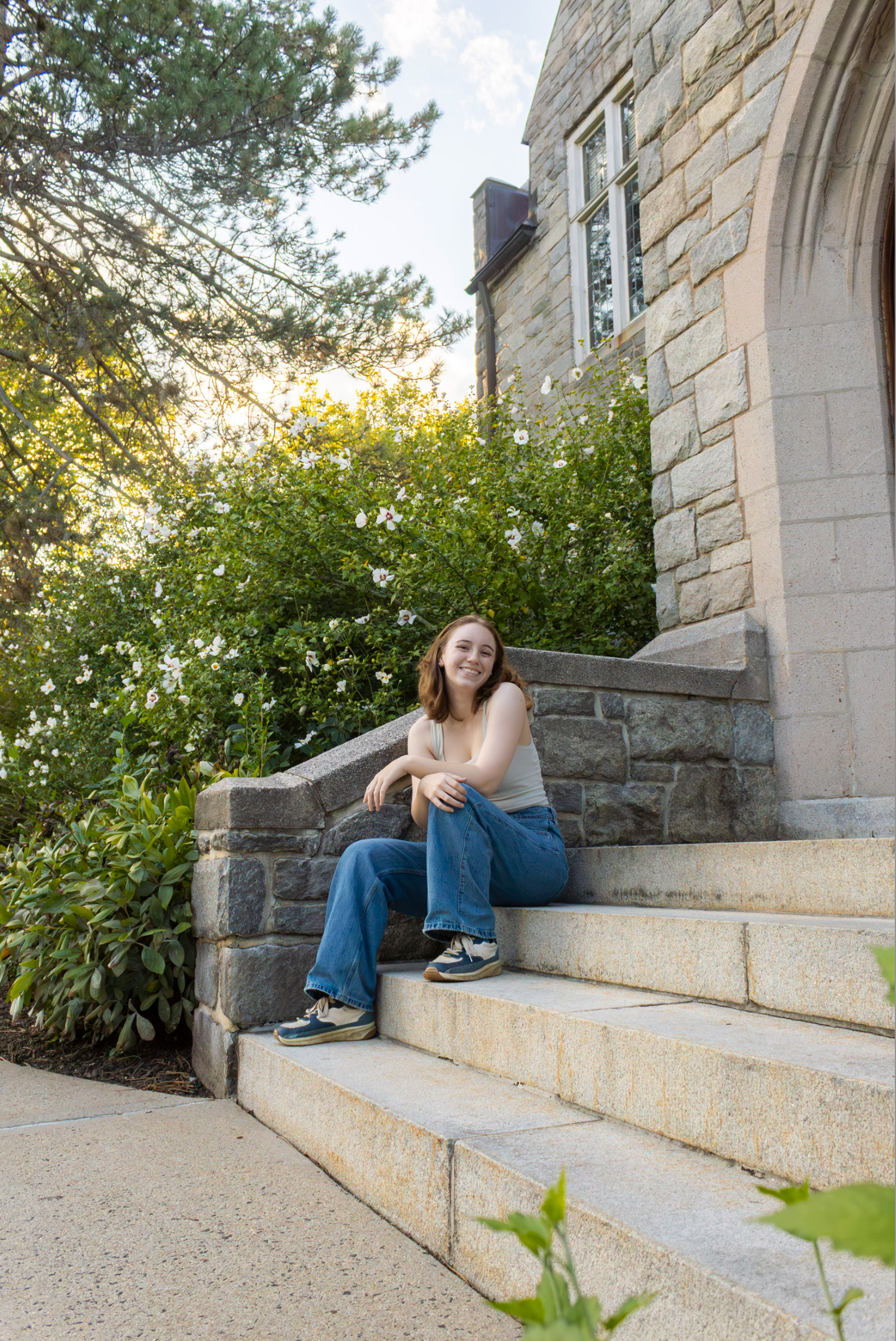 grace yoder photography photographer natural background sitting on campus stairs