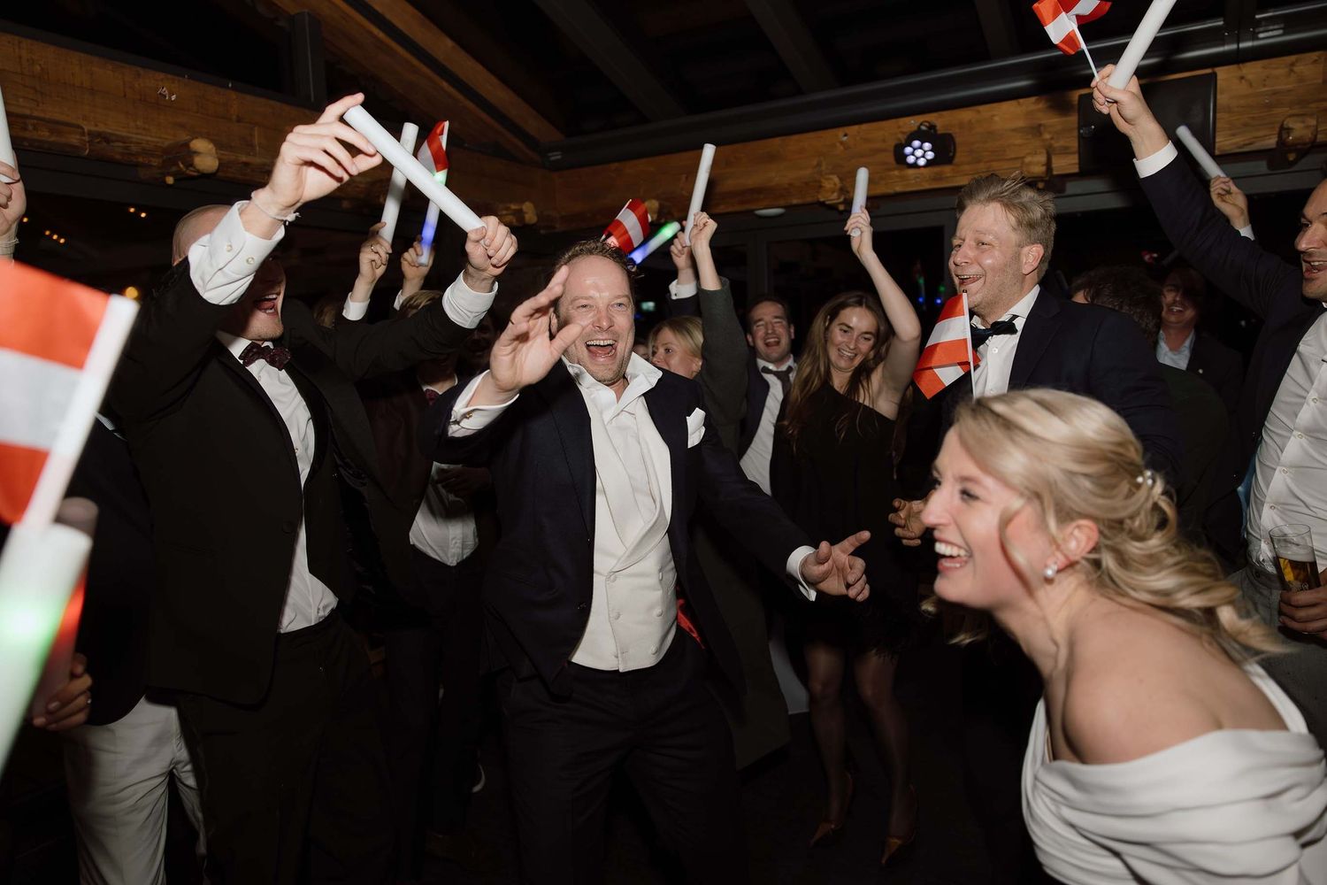 Bruiloft in Oostenrijk, Fachau winterbruiloft met een groot feest