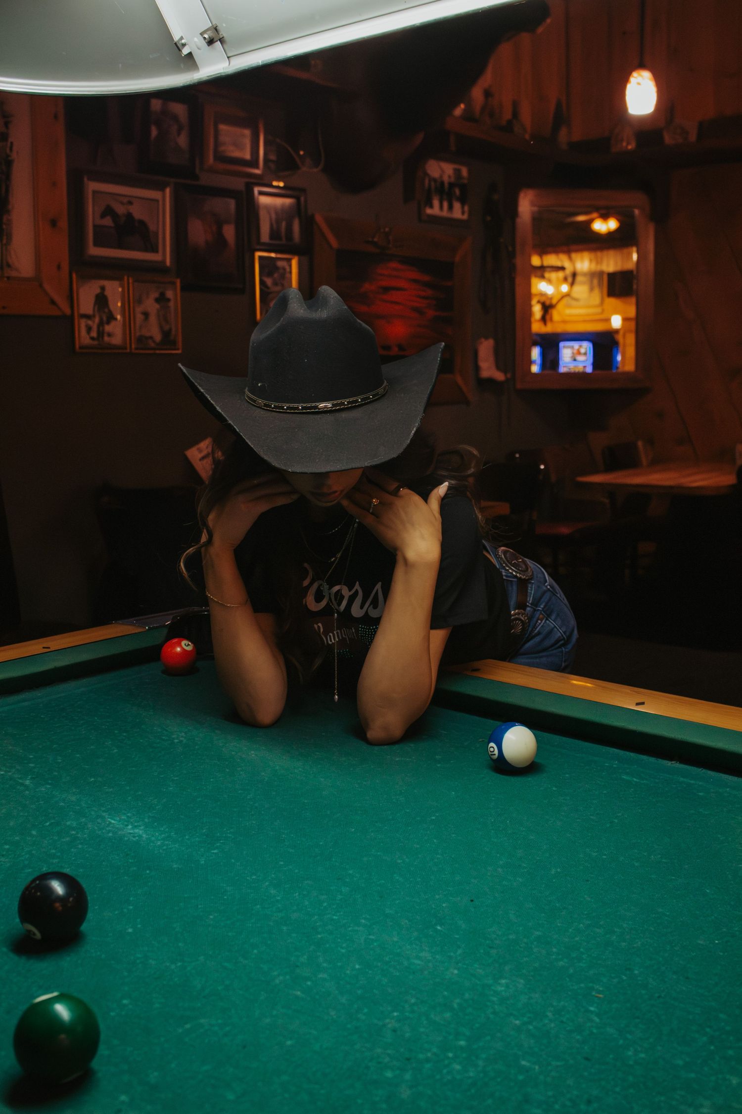 Dive Bar