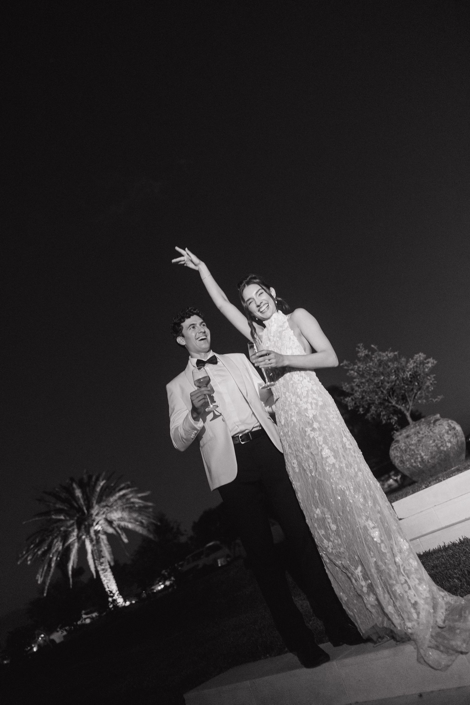Black and white Sydney wedding photography by Maryna Cherednikova