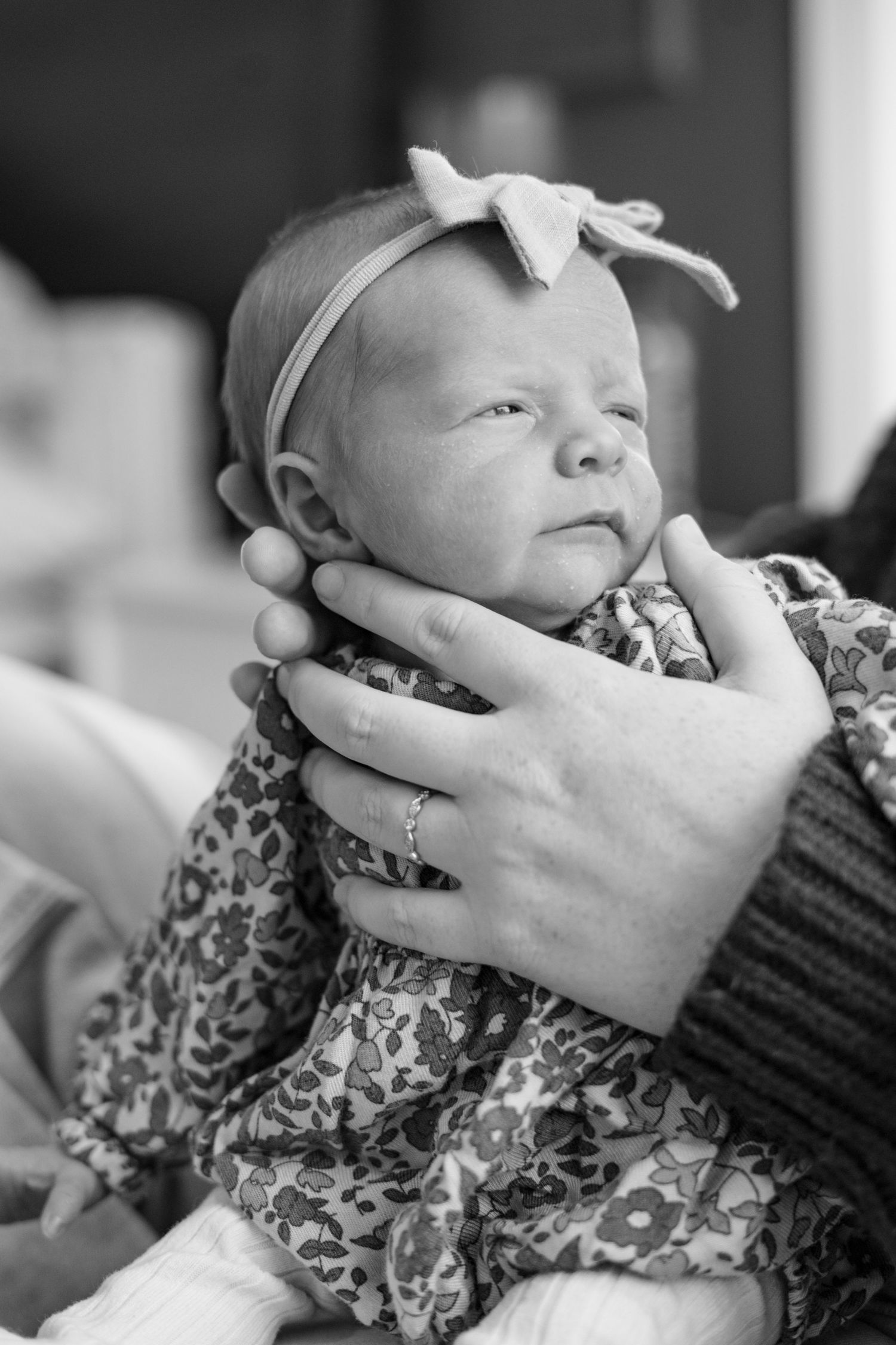 Capture the love and connection of your family with MW Photo, a luxury newborn photographer in Franklin and Nashville, TN. Elegant, timeless