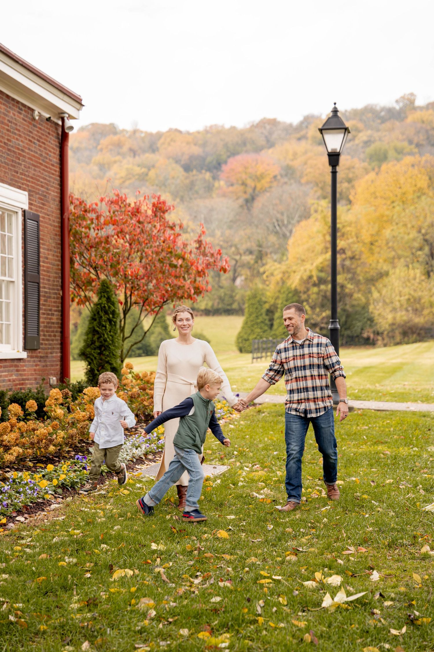 Luxury family portrait Franklin TN MW Photo outdoor session”