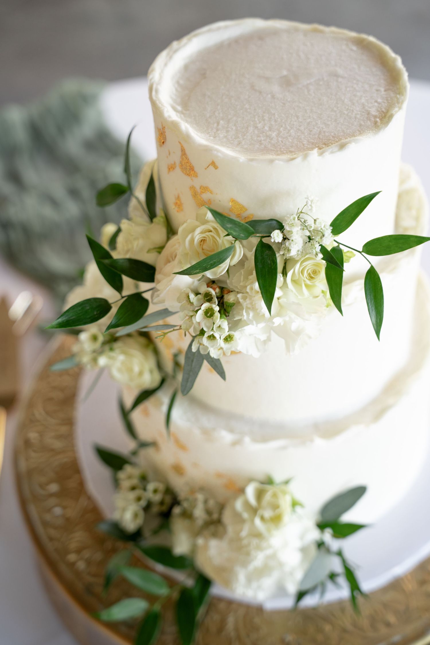 Luxury wedding photography Middle TN bride and groom”