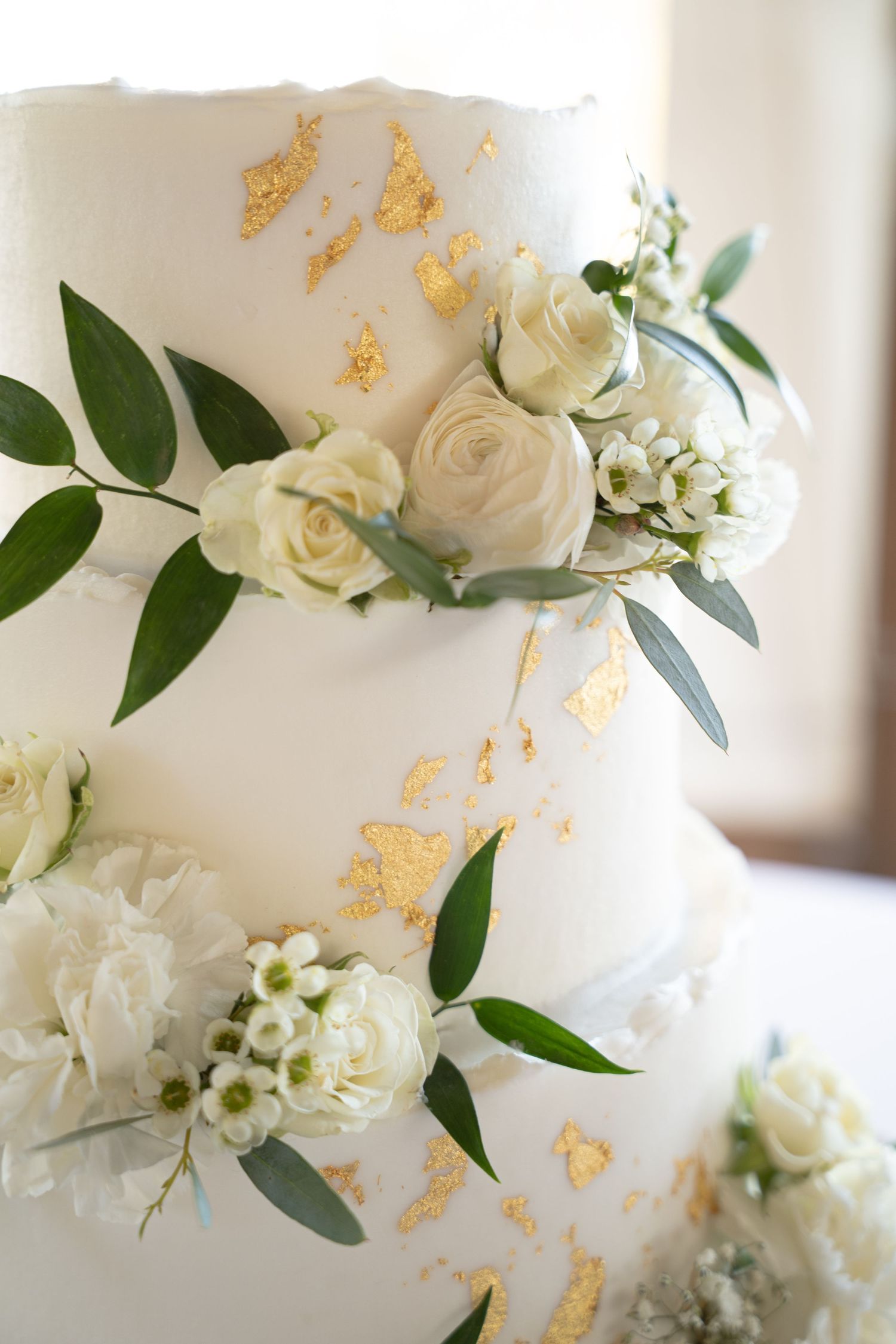 Luxury wedding photography Middle TN bride and groom”