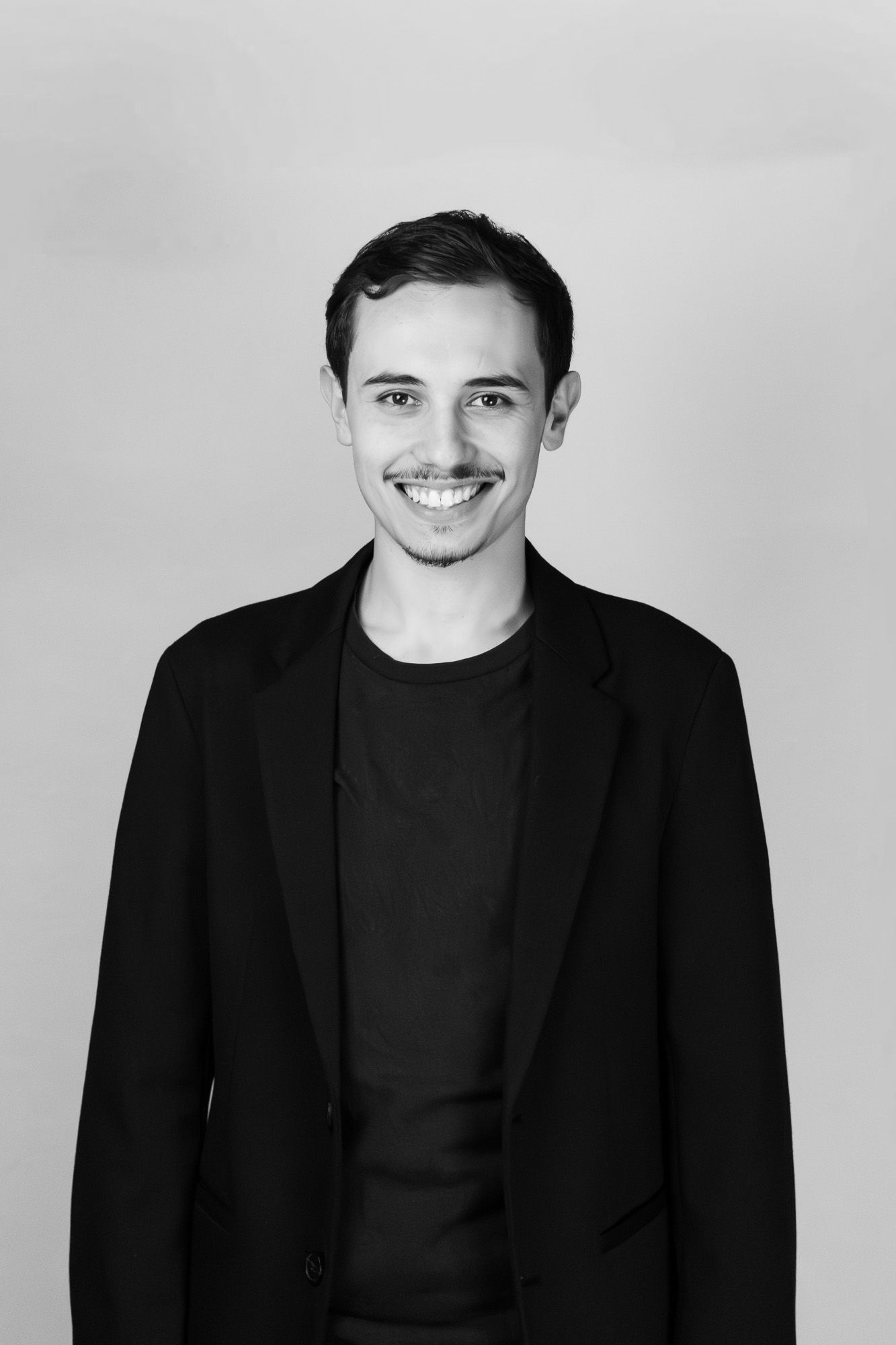 Photographe professionnel, famille, mariage, entreprise, naissance, grossesse. Je me déplace à Meaux, paris et dans toute l'ide de France.