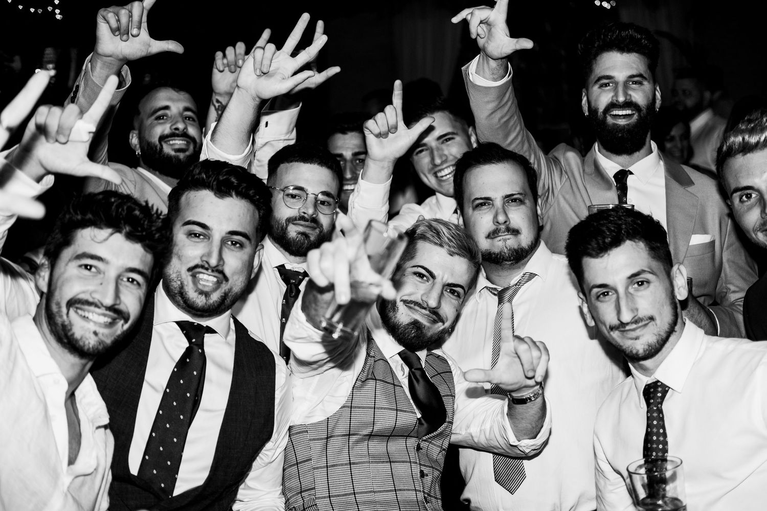 Amigos del novio posando para el Fotógrafo Roberto Pecino