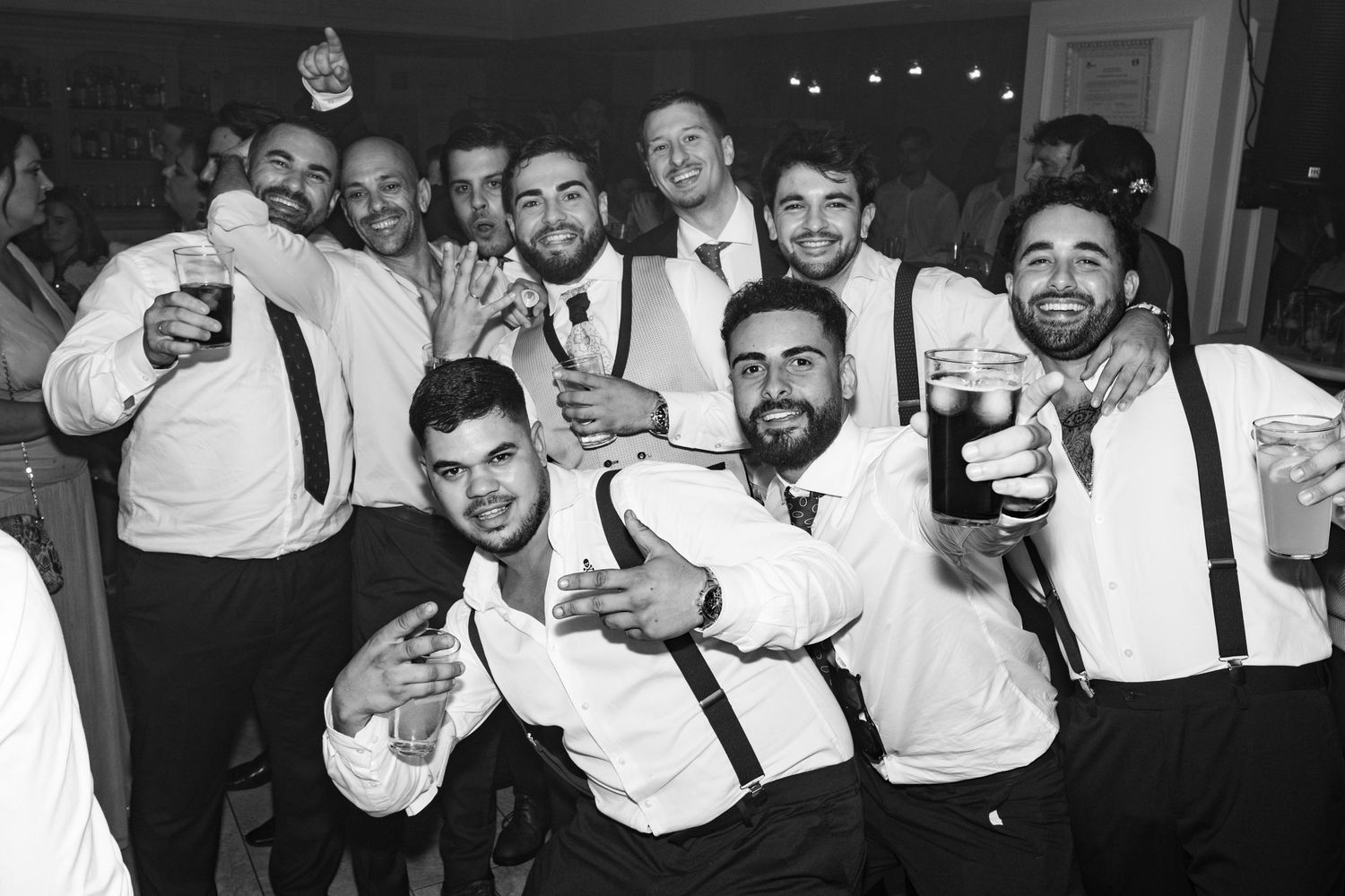 Instantes irrepetibles de la celebración y el disloque en la boda de Amparo y Guillermo