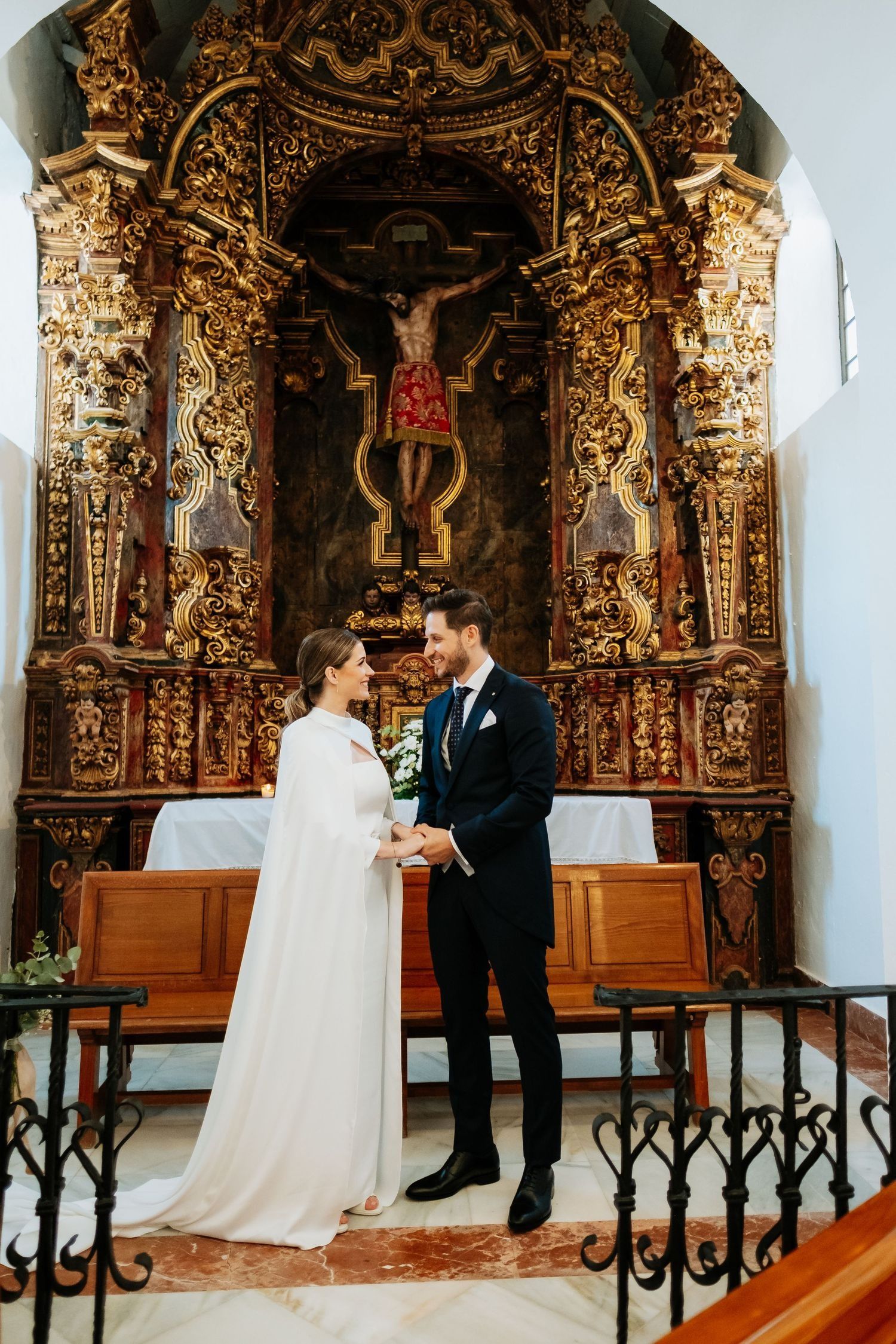 Novios y Cristo de la Almoraima