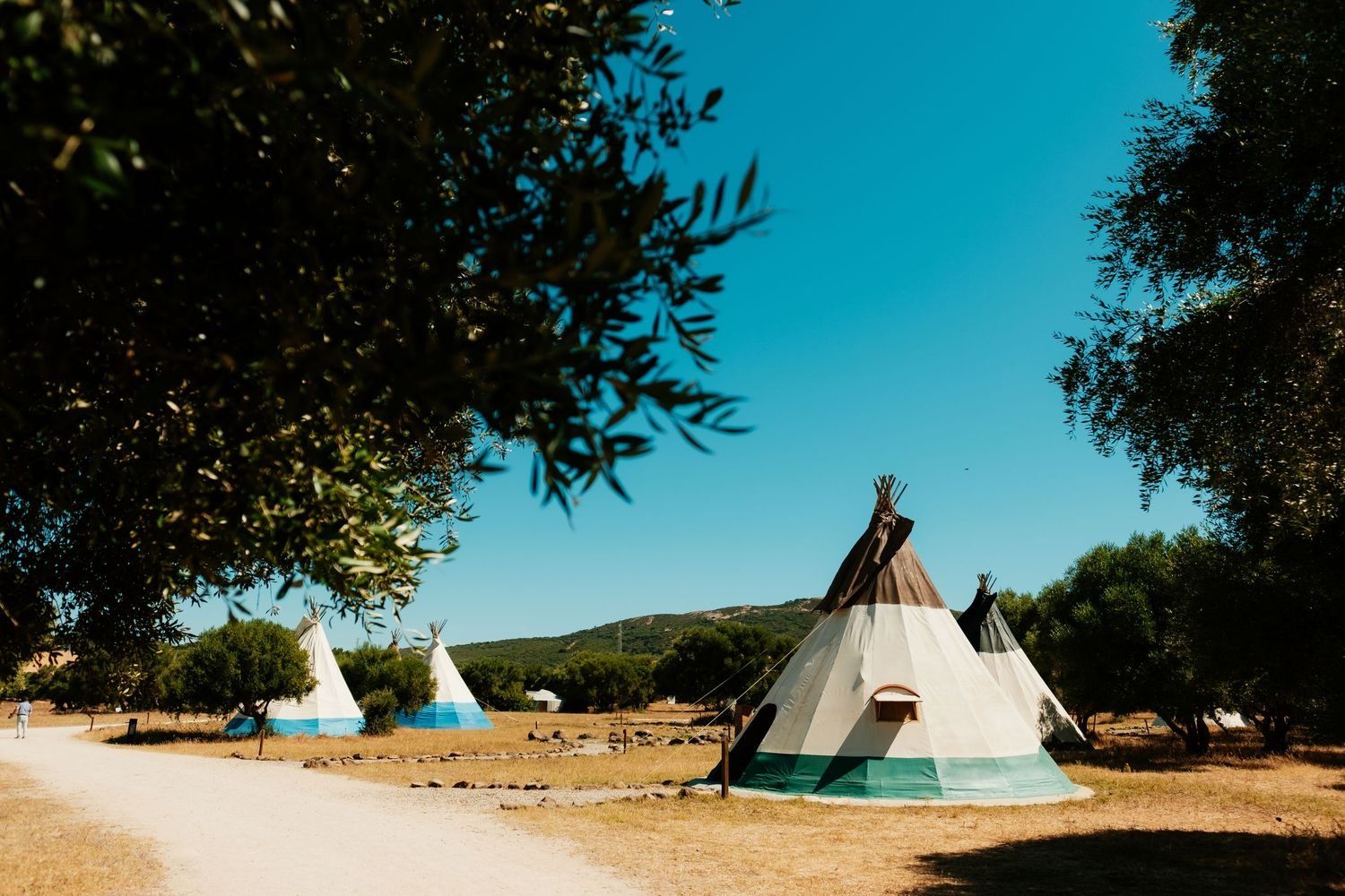 decoracion rustica boda festival interior tipi wakana lake roberto pecino