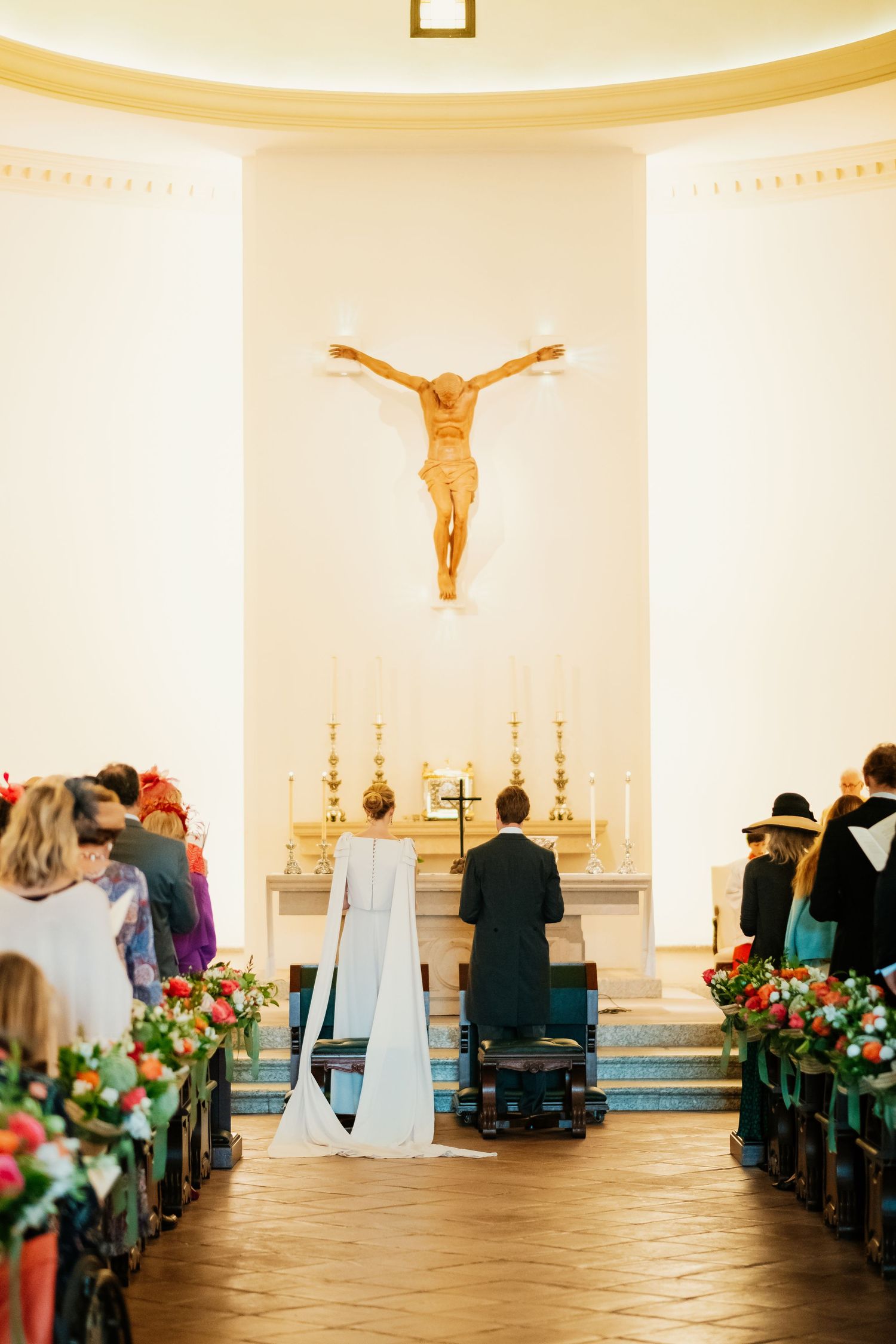 Fotografía invisible de los momentos más espirituales en la boda de Diana y Kuki