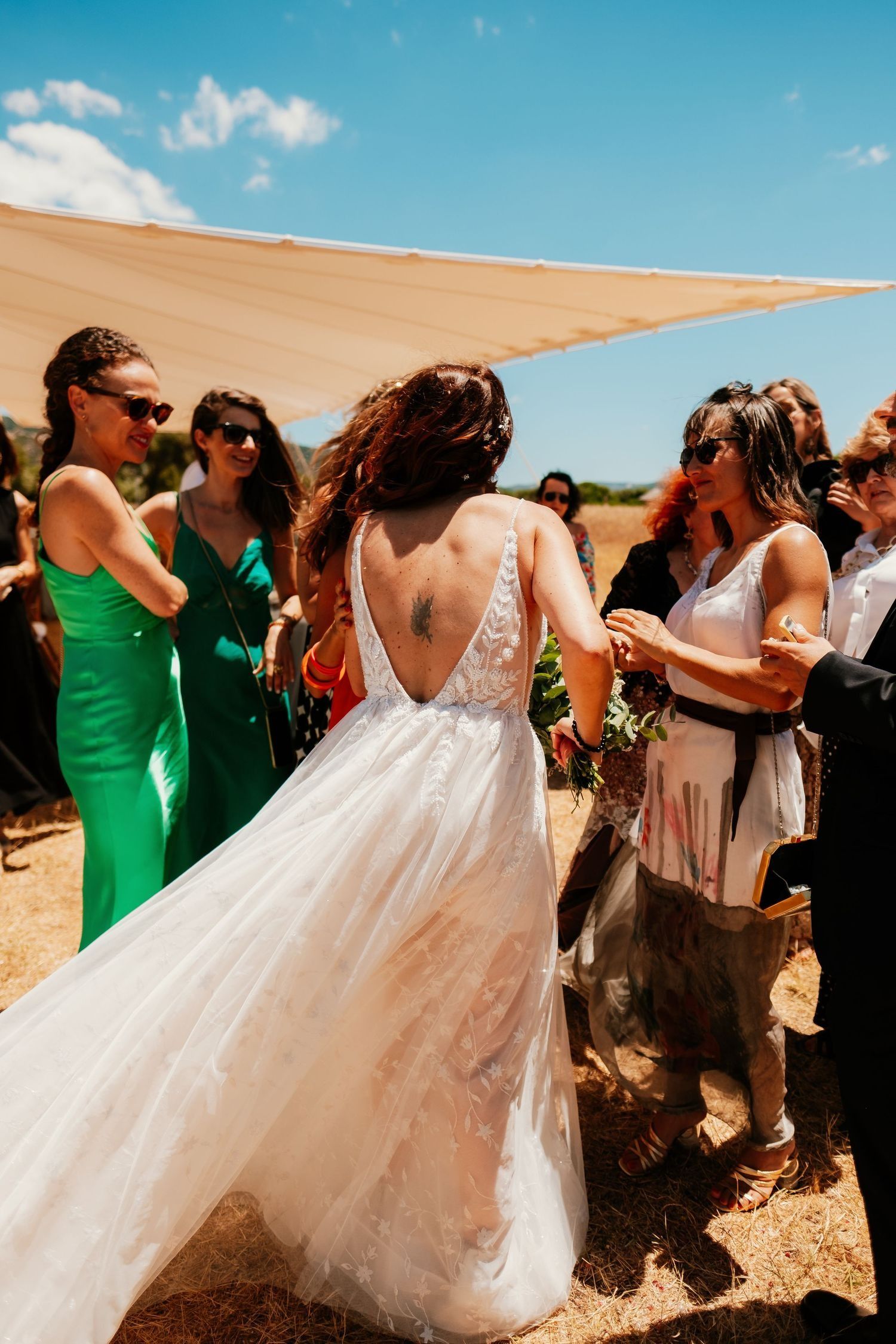 invitados boda festival wakana lake estilo boho chic y vanguardista