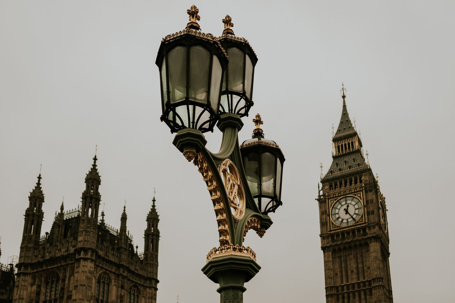 Fotografía documental y estética editorial, postal típica del Tamesis en Londres, Roberto Pecino Fotógrafo