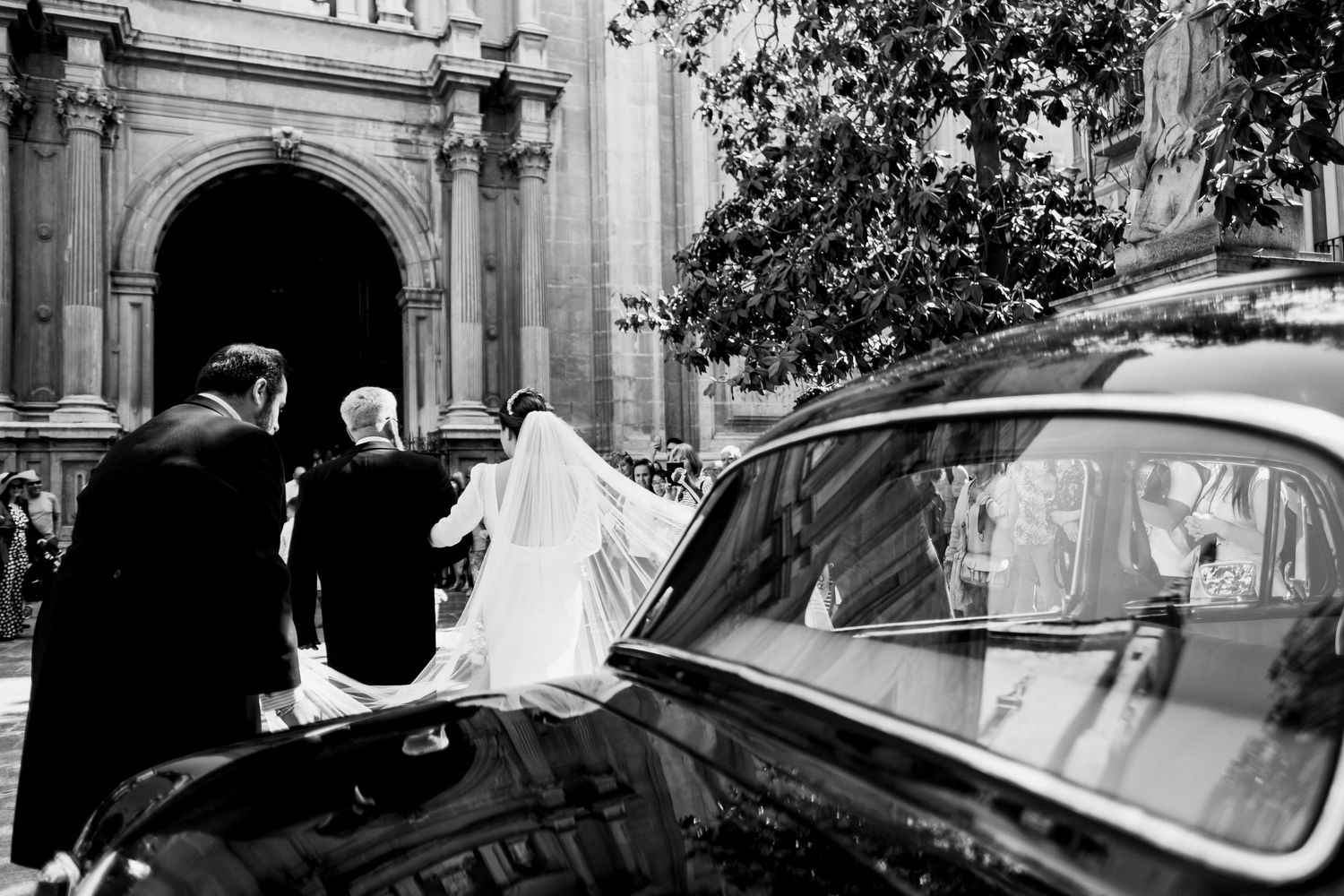 Fotografia de boda en blanco y negro en Granada