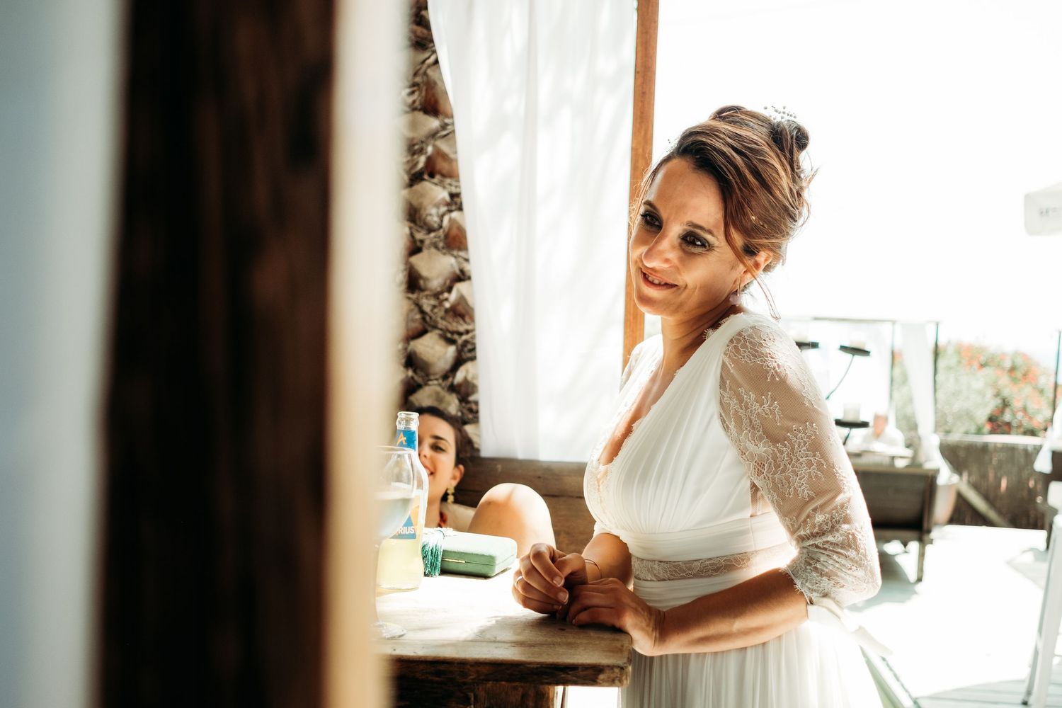 Miriam durante el cocktel de su boda